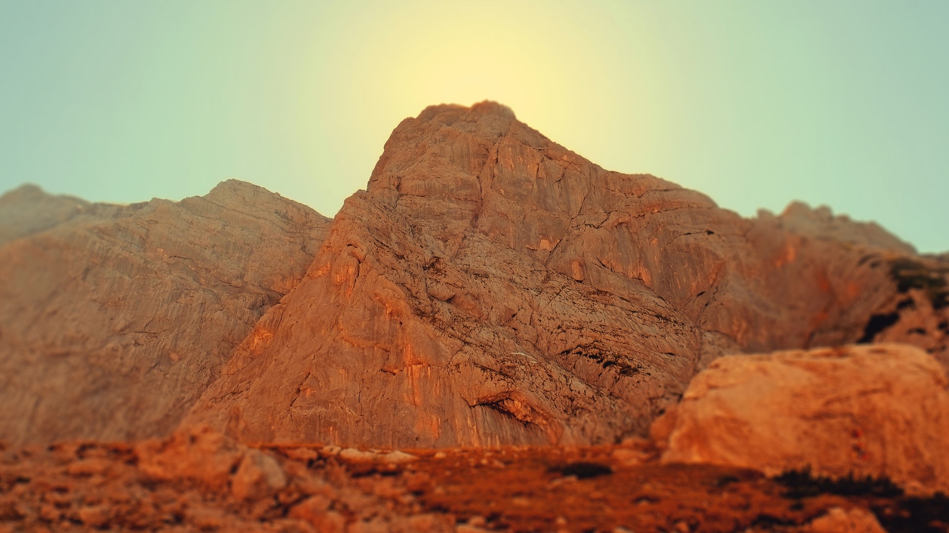 Mountain landscape with sun and rocks HD Wallpaper