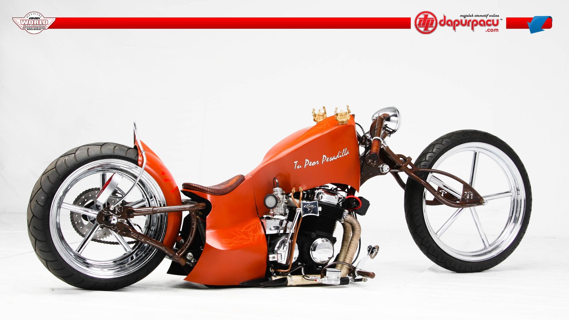 Custom orange motorcycle with chrome wheels HD Wallpaper