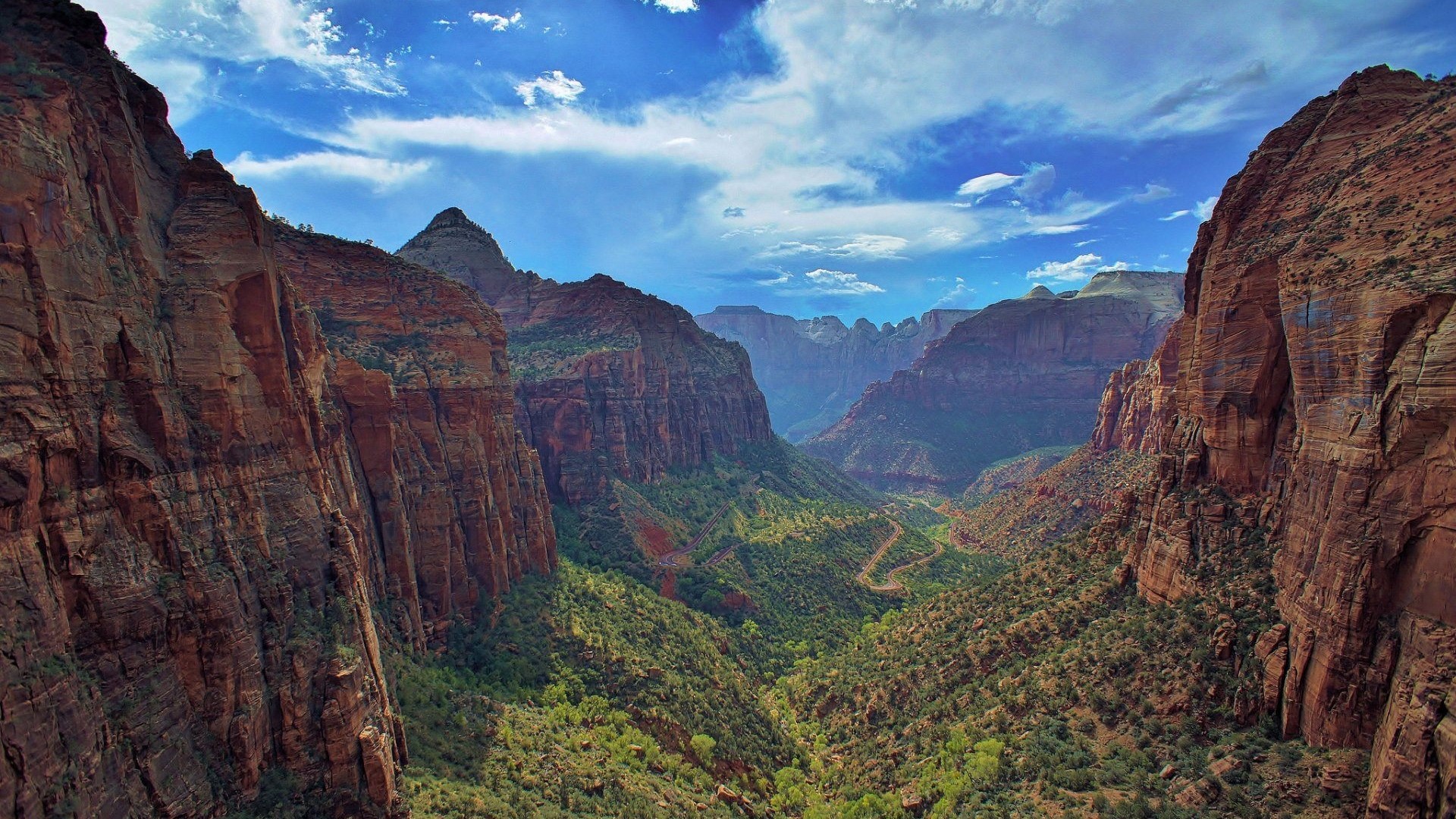 Zion National Park canyon landscape HD Wallpaper