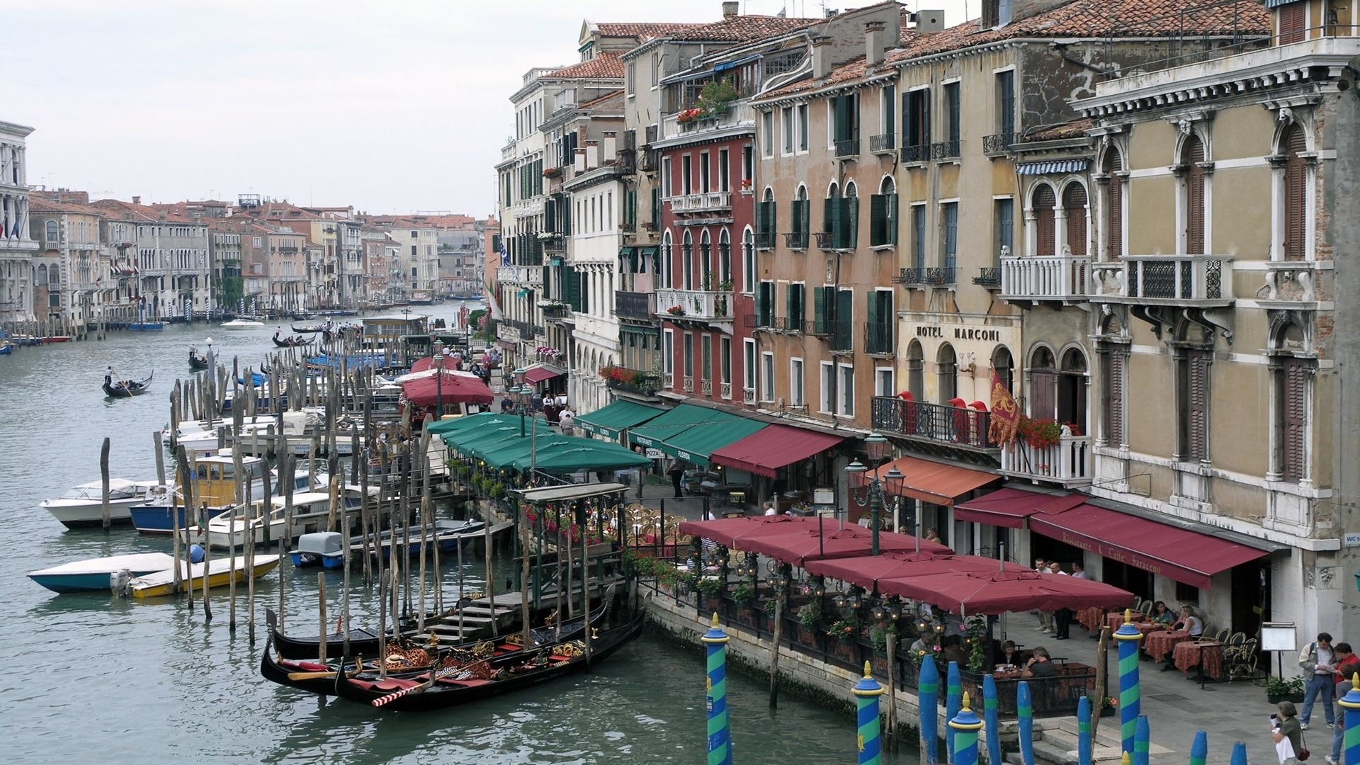 Venice Canal with Gondolas and Buildings HD Wallpaper