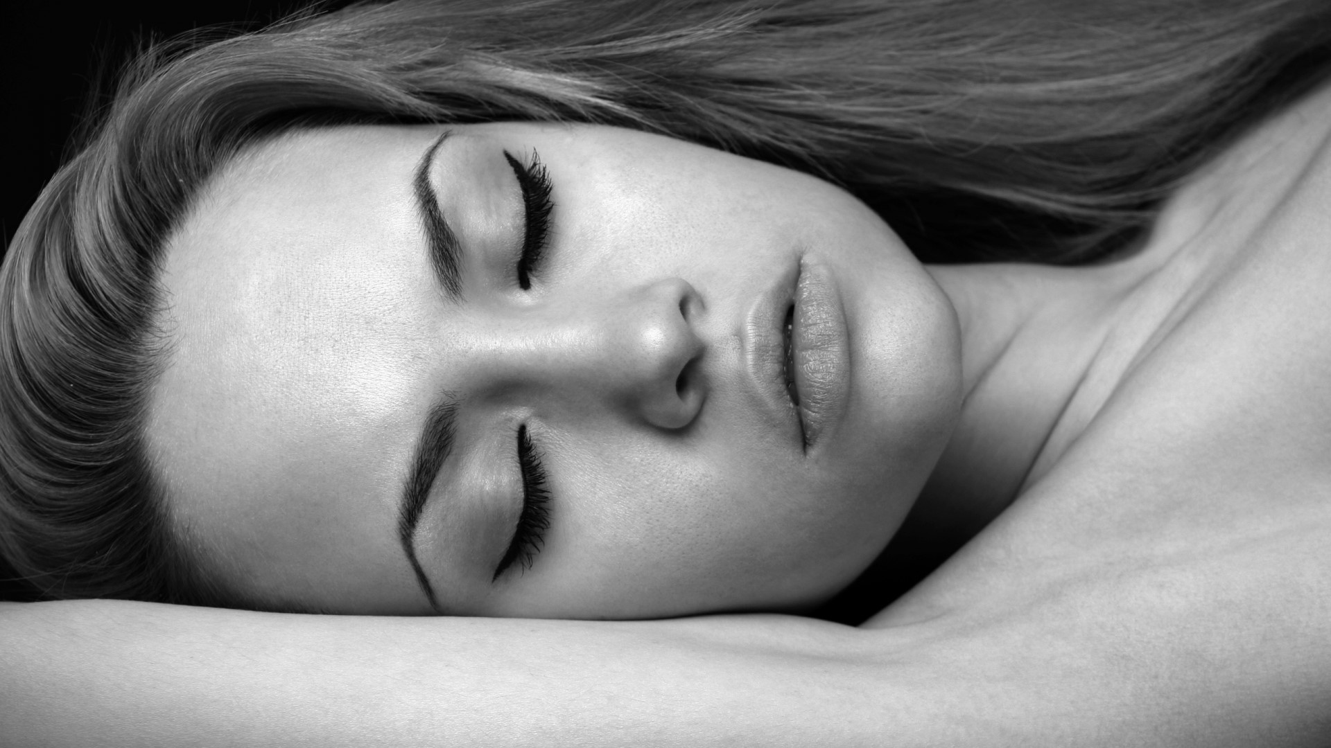 Angelina Jolie sleeping HD Wallpaper