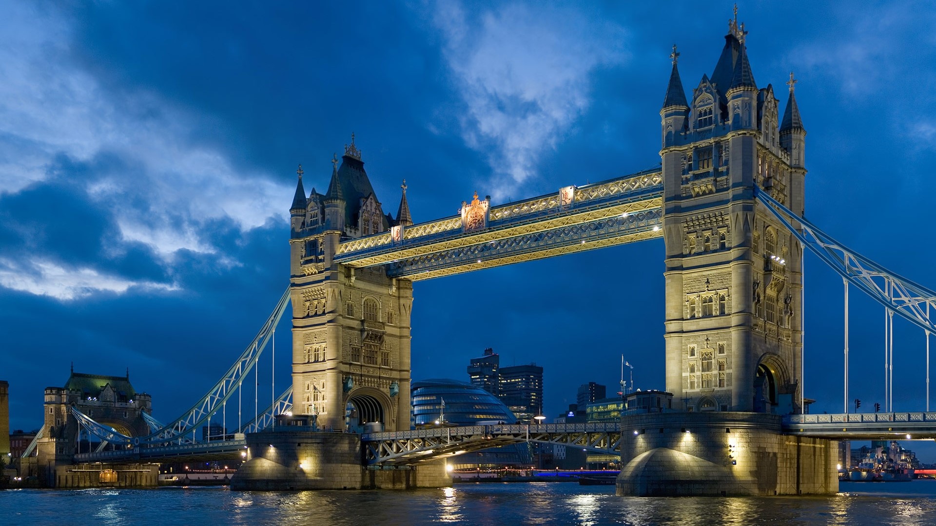 Tower Bridge London at Twilight HD Wallpaper