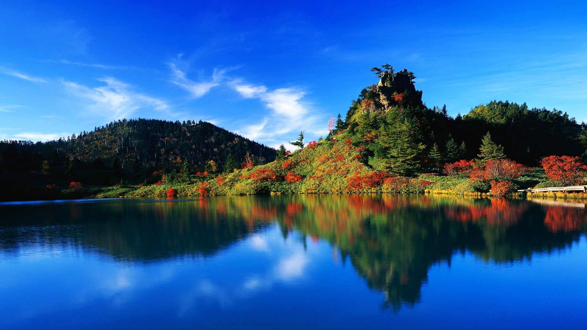 Autumn Reflection in a Japanese Lake HD Wallpaper
