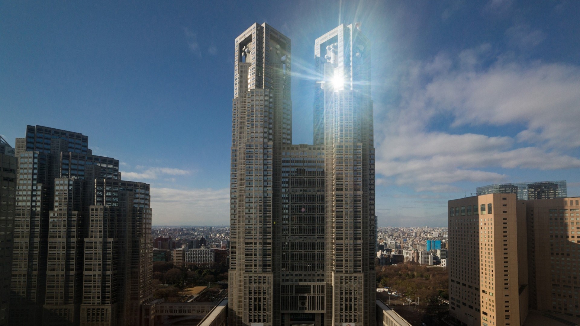 Tokyo Metropolitan Government Building HD Wallpaper