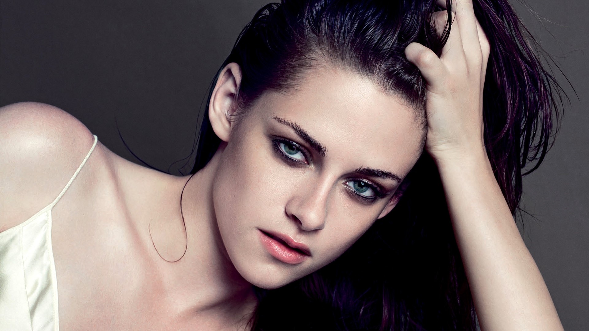 Kristen Stewart HD Wallpaper