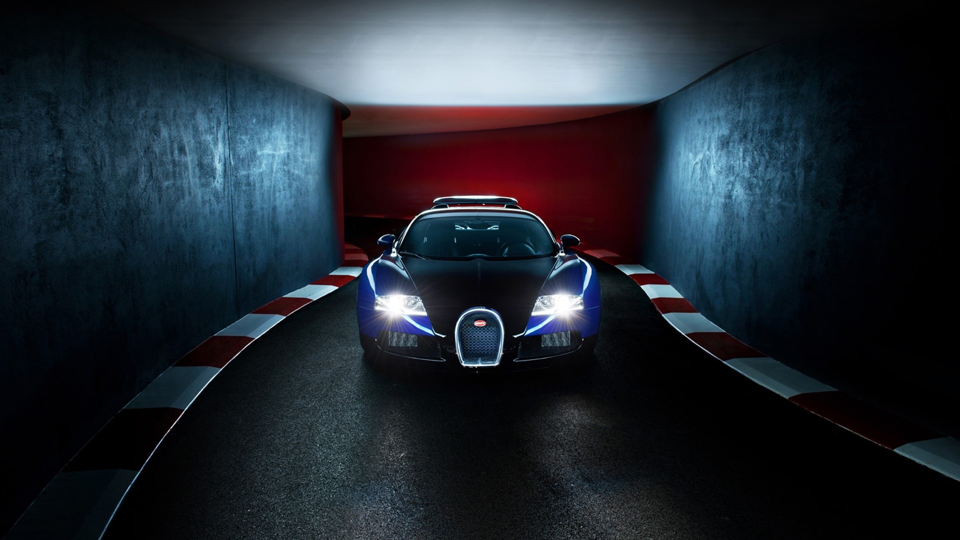 Bugatti Veyron on a race track HD Wallpaper