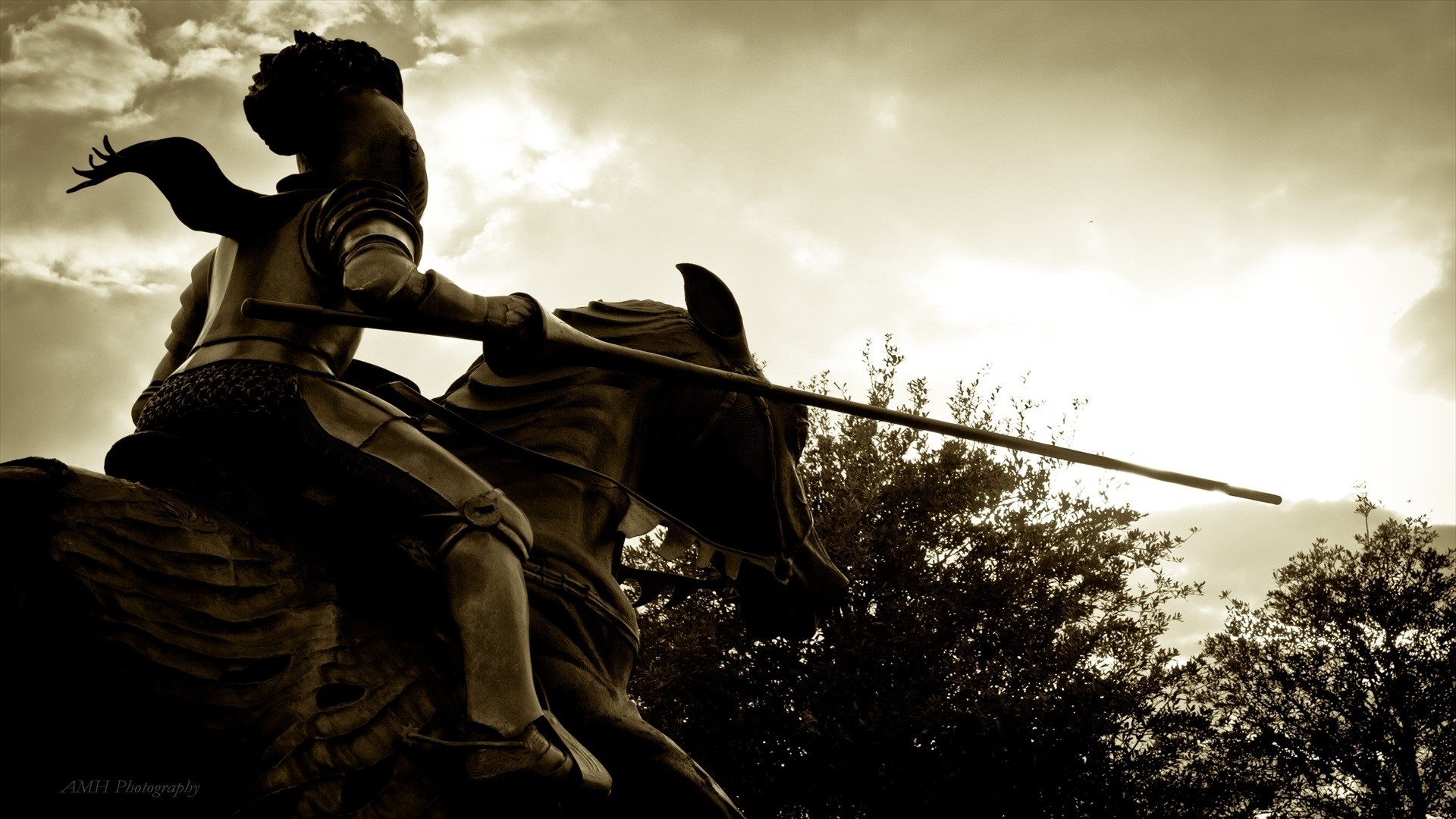 Knight on horseback with spear HD Wallpaper