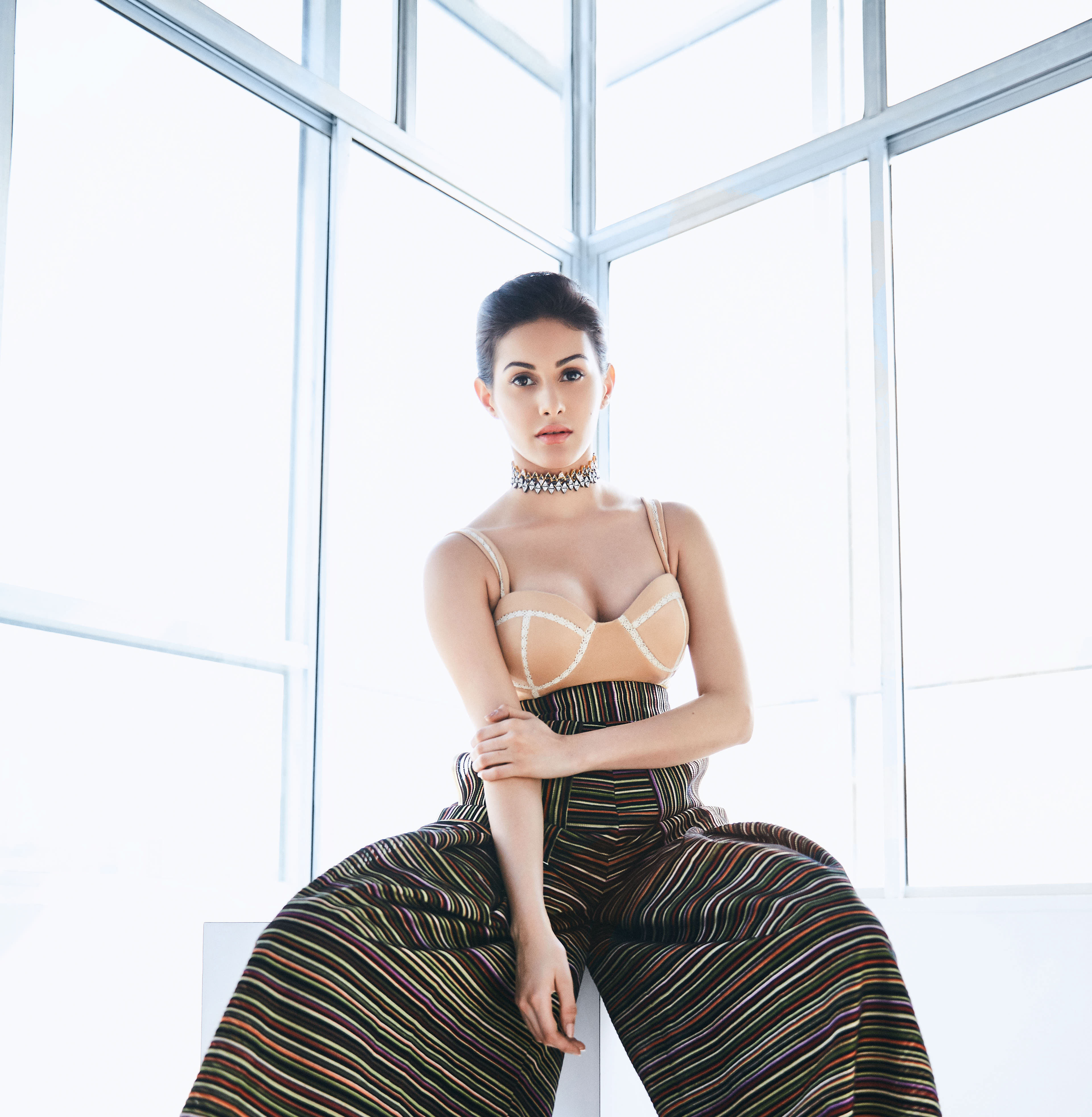 Amyra Dastur HD Wallpaper