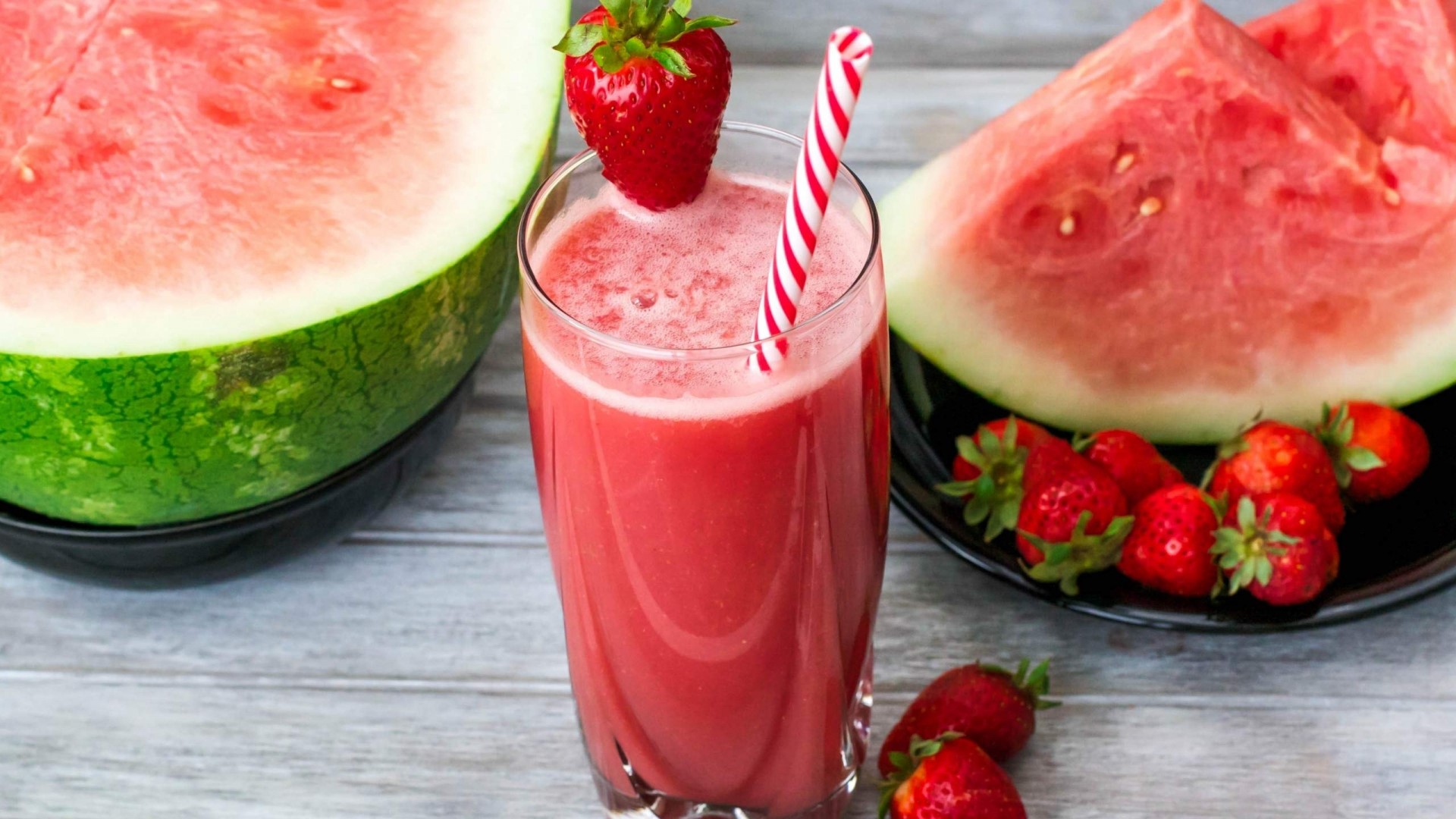 Watermelon and Strawberry Smoothie with Fresh Fruit HD Wallpaper
