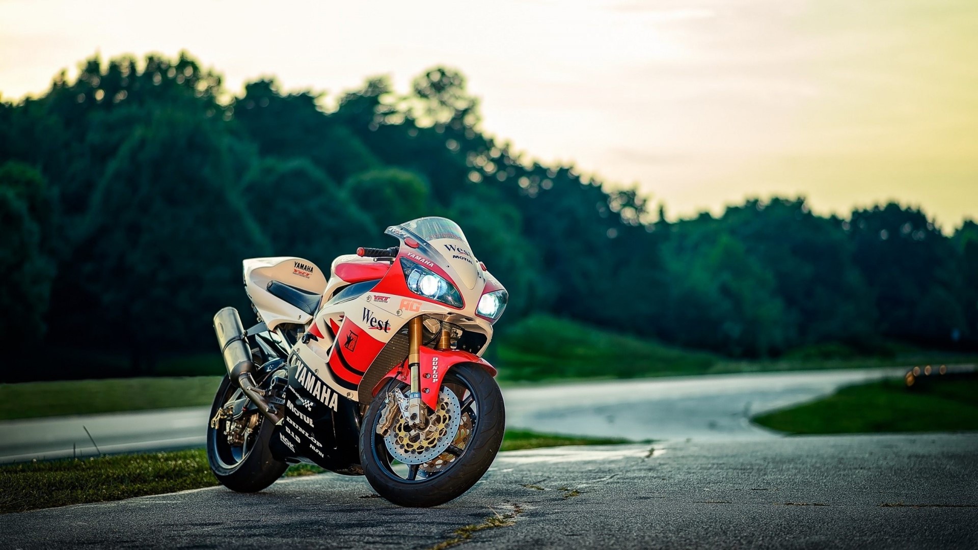 Yamaha R1 motorcycle on a track HD Wallpaper