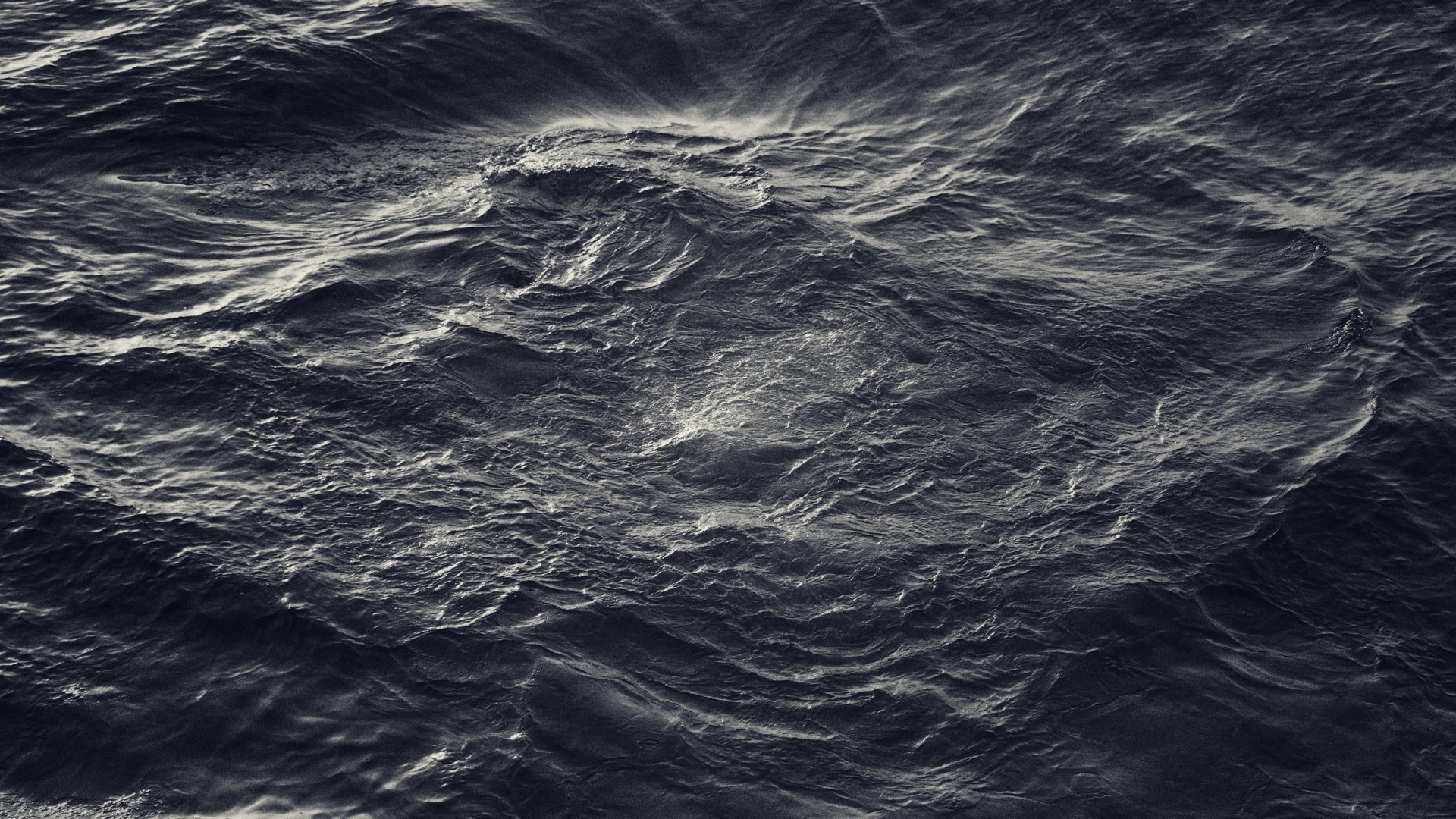 Dark Water Waves HD Wallpaper