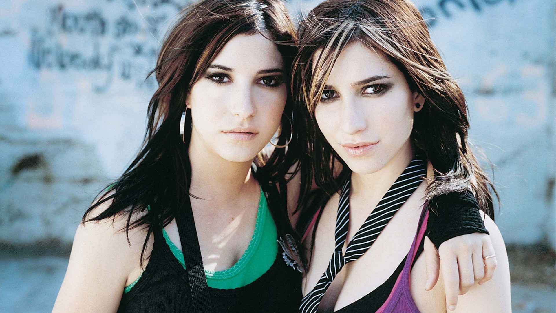 The Veronicas pop duo singers HD Wallpaper