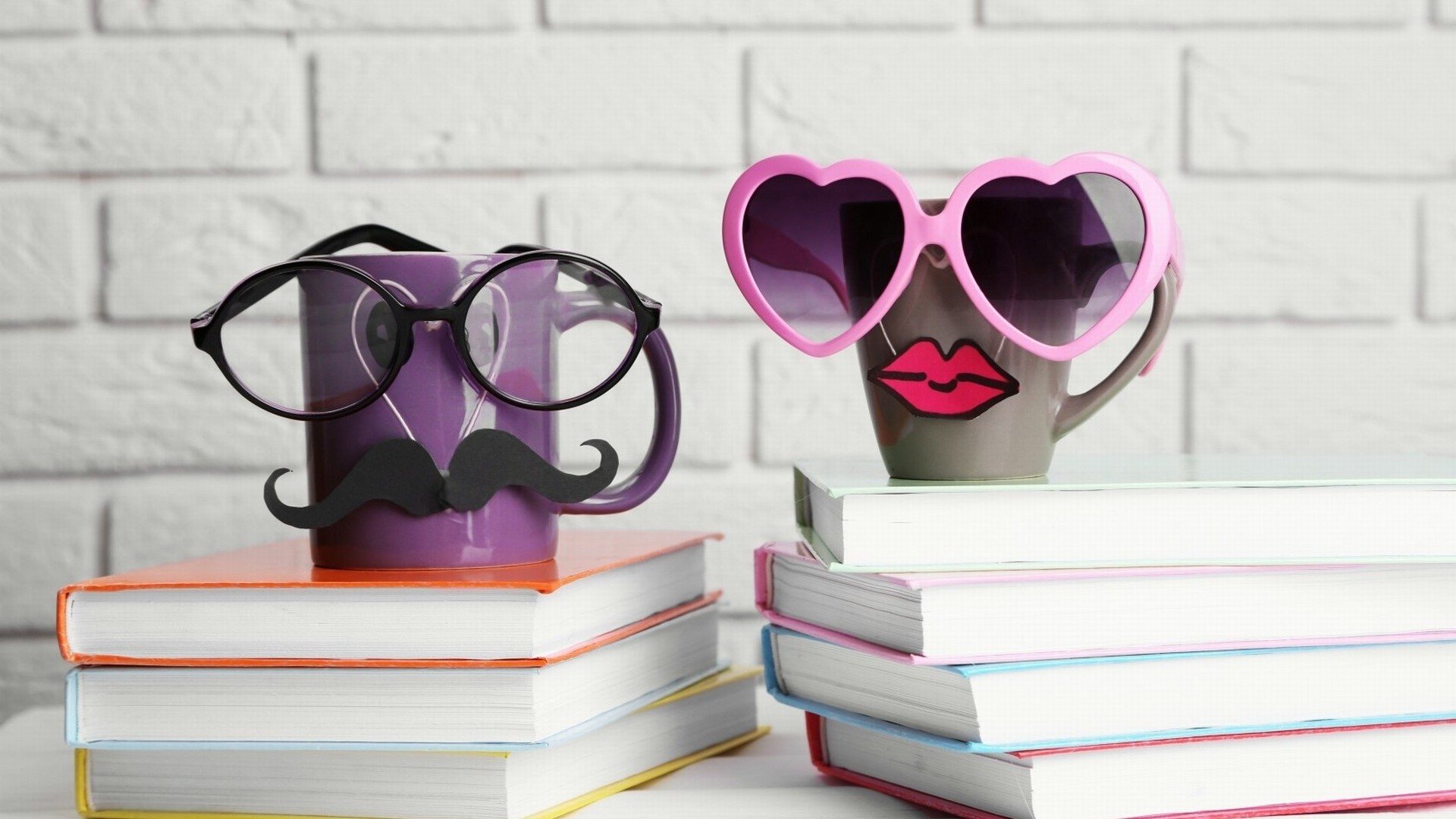 Funny Coffee Mugs with Glasses and Lips HD Wallpaper