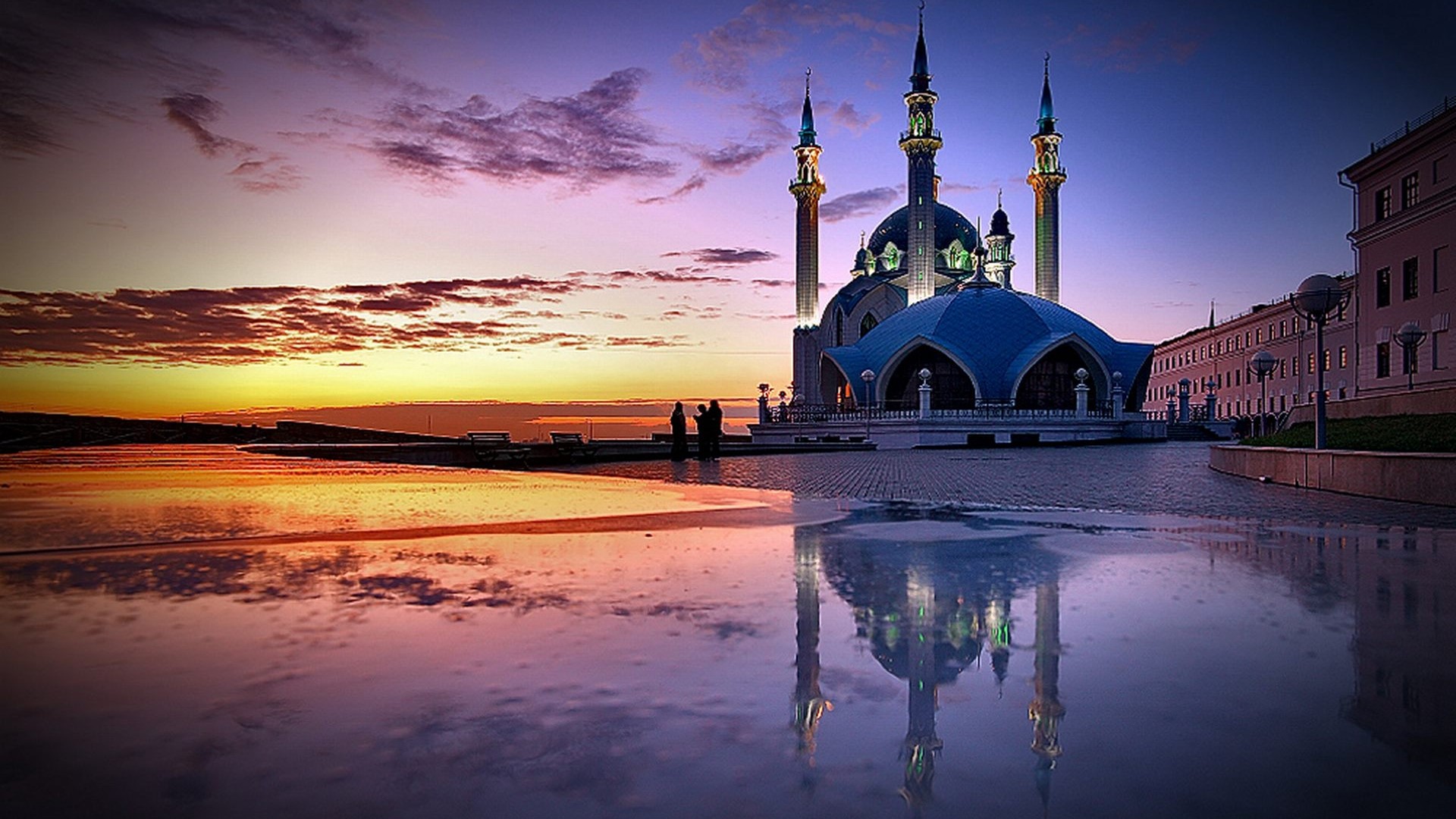 Qolsharif Mosque at sunset with reflection HD Wallpaper