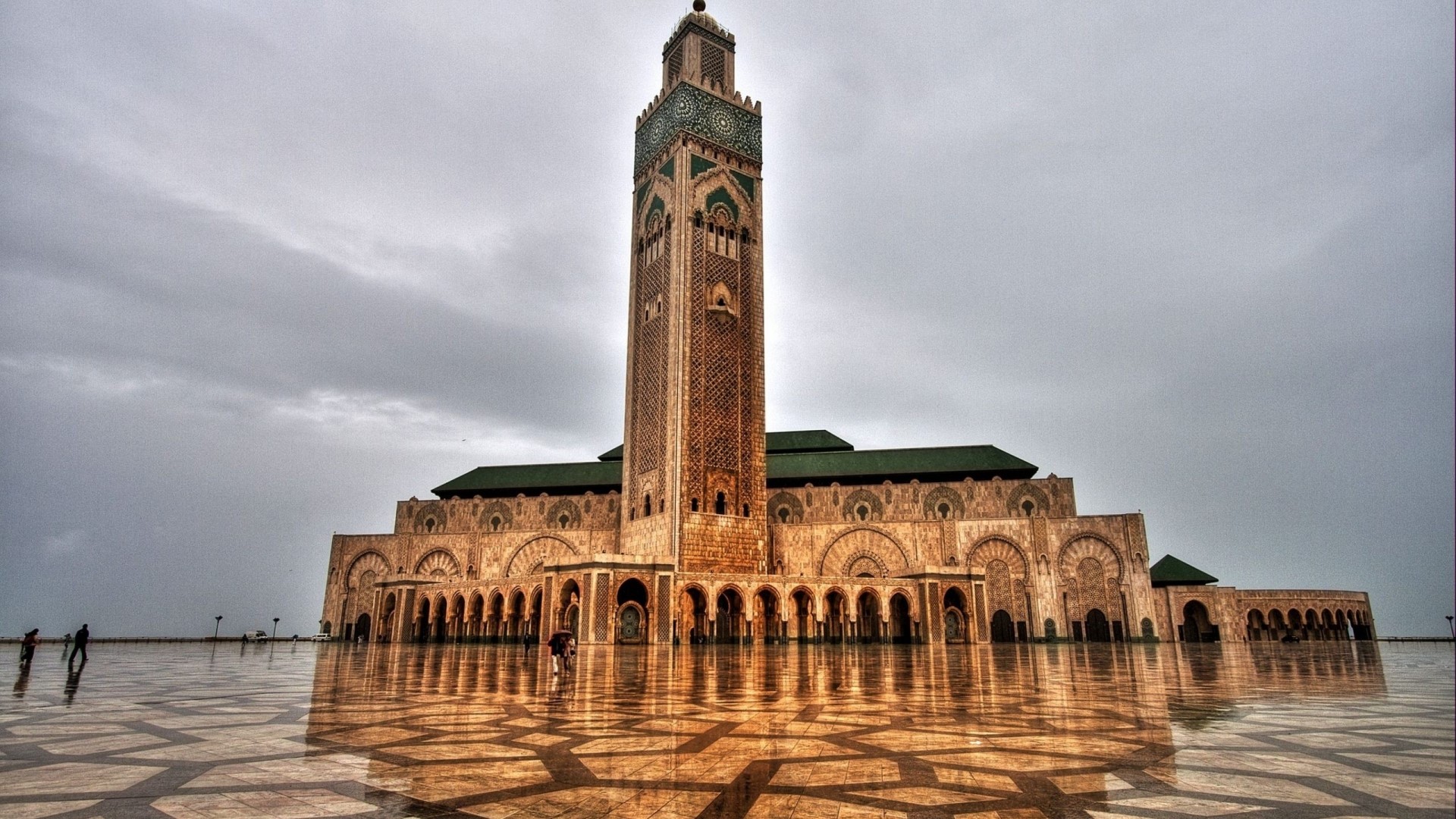 Hassan II Mosque in Casablanca, Morocco HD Wallpaper