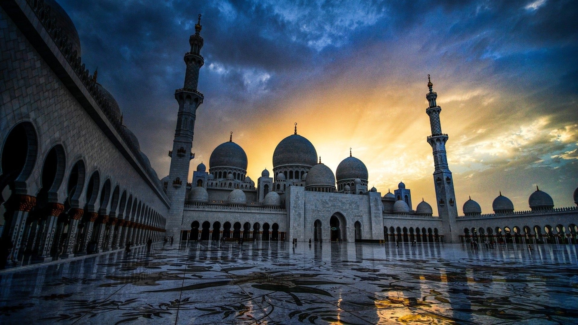 Sheikh Zayed Grand Mosque at sunset HD Wallpaper