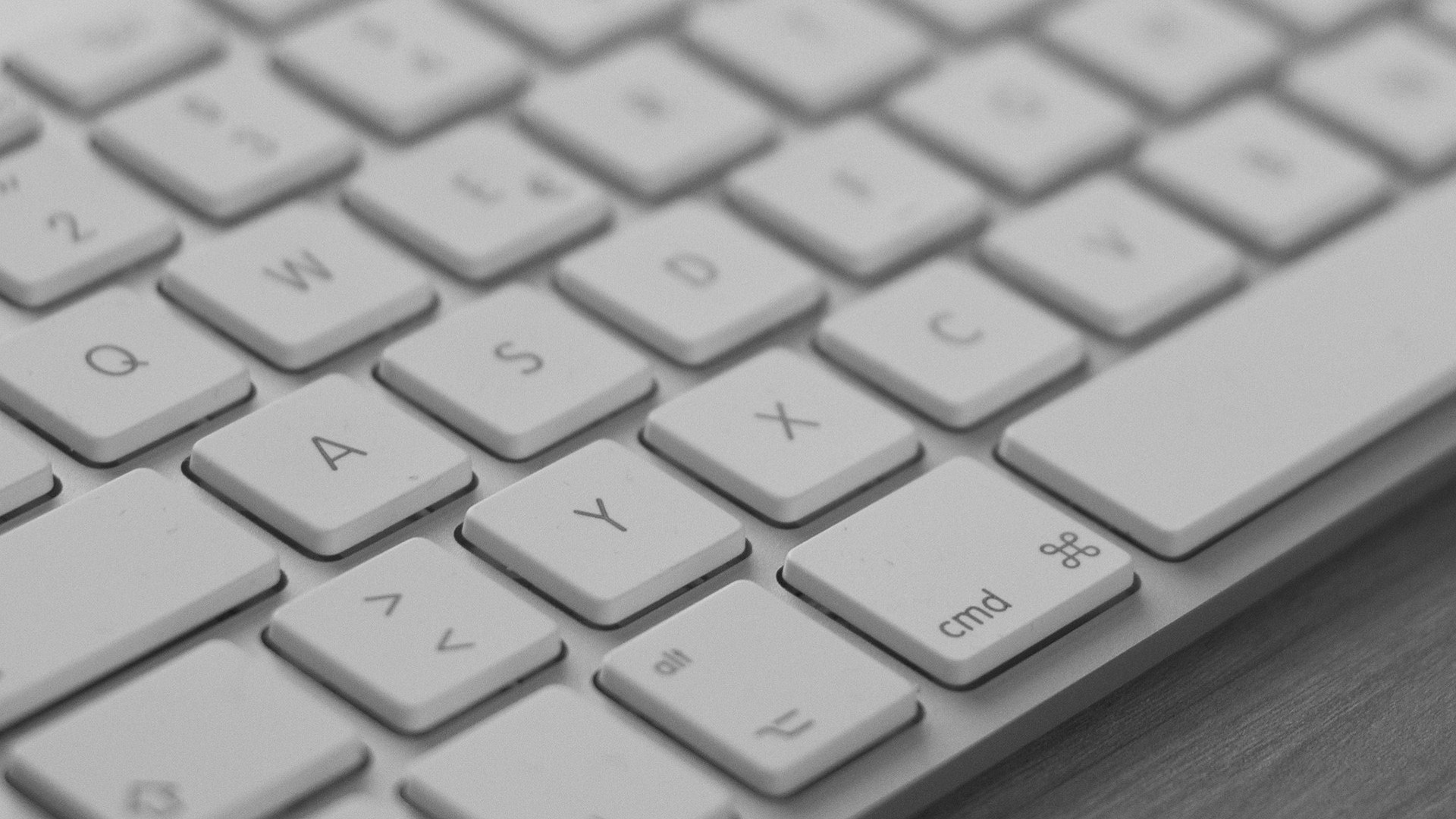 White Apple Keyboard Close-up HD Wallpaper