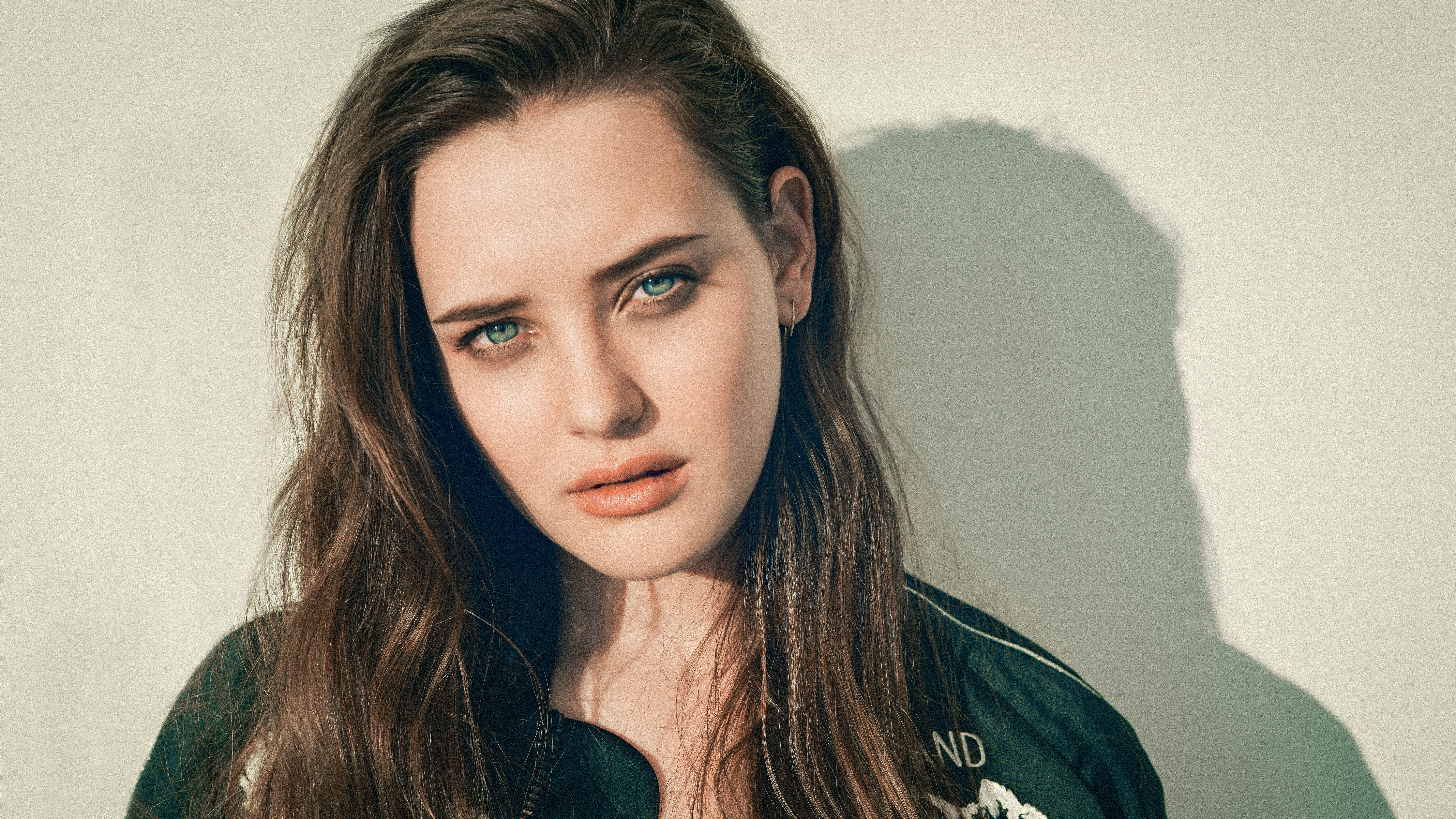 Katherine Langford 4K HD Wallpaper