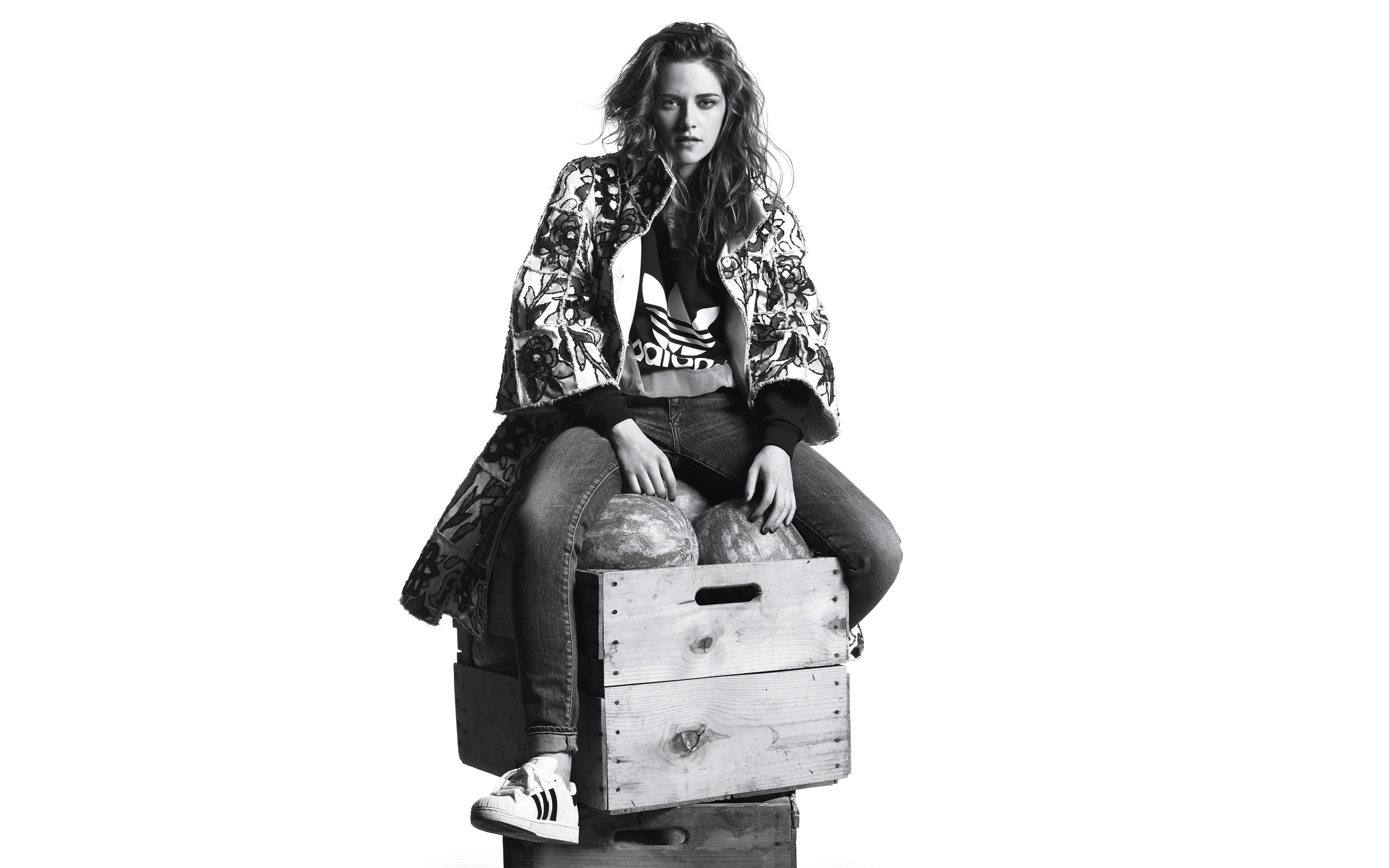 Kristen Stewart for ELLE US HD Wallpaper