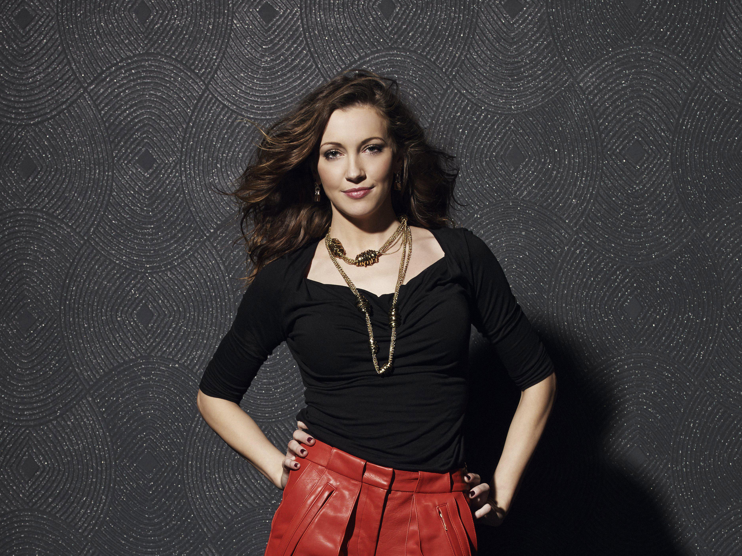 Katie Cassidy HD Wallpaper