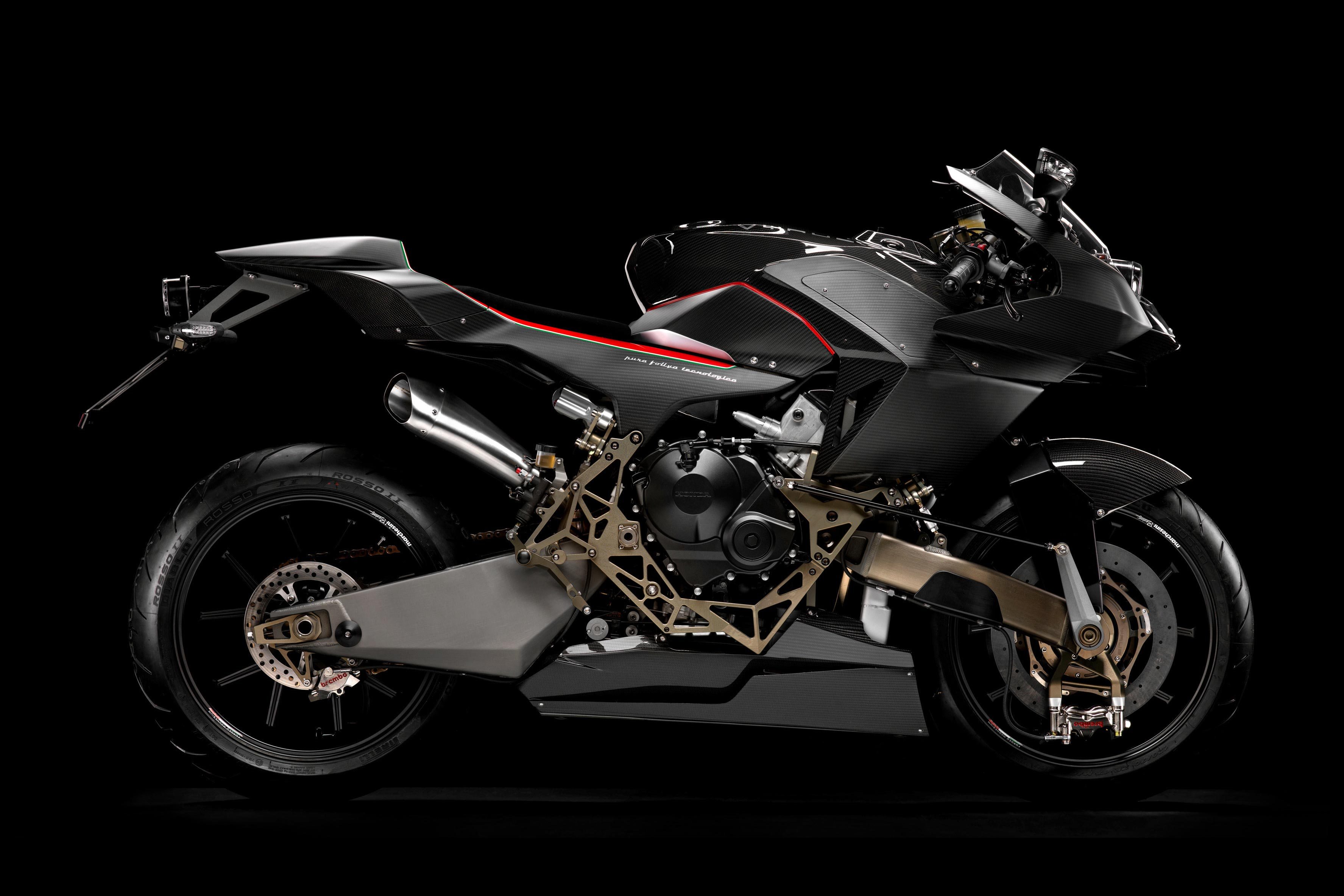 Vyrus 986 M2 race bike HD Wallpaper