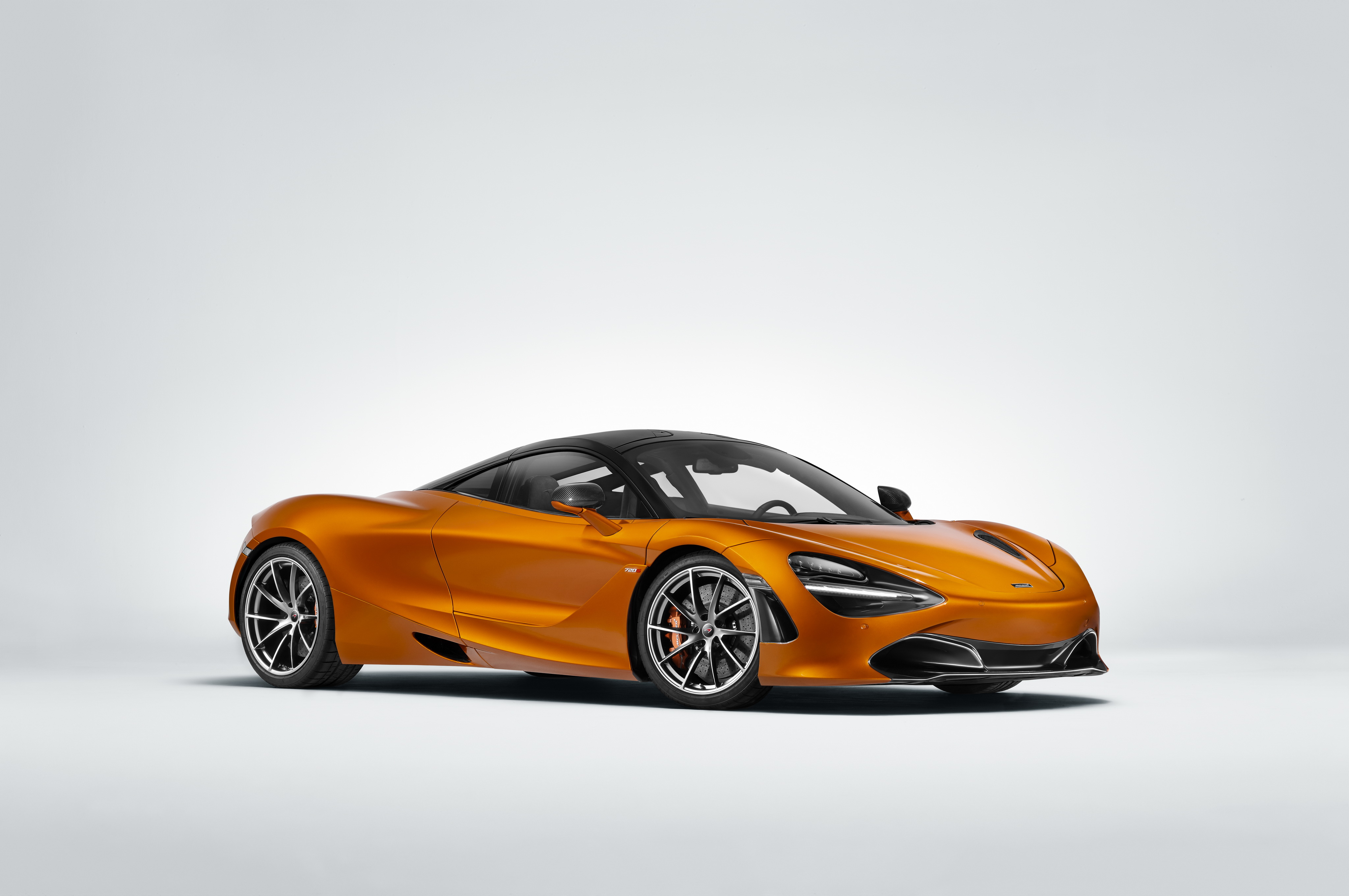 2017 McLaren 720S Coupe 4K HD Wallpaper