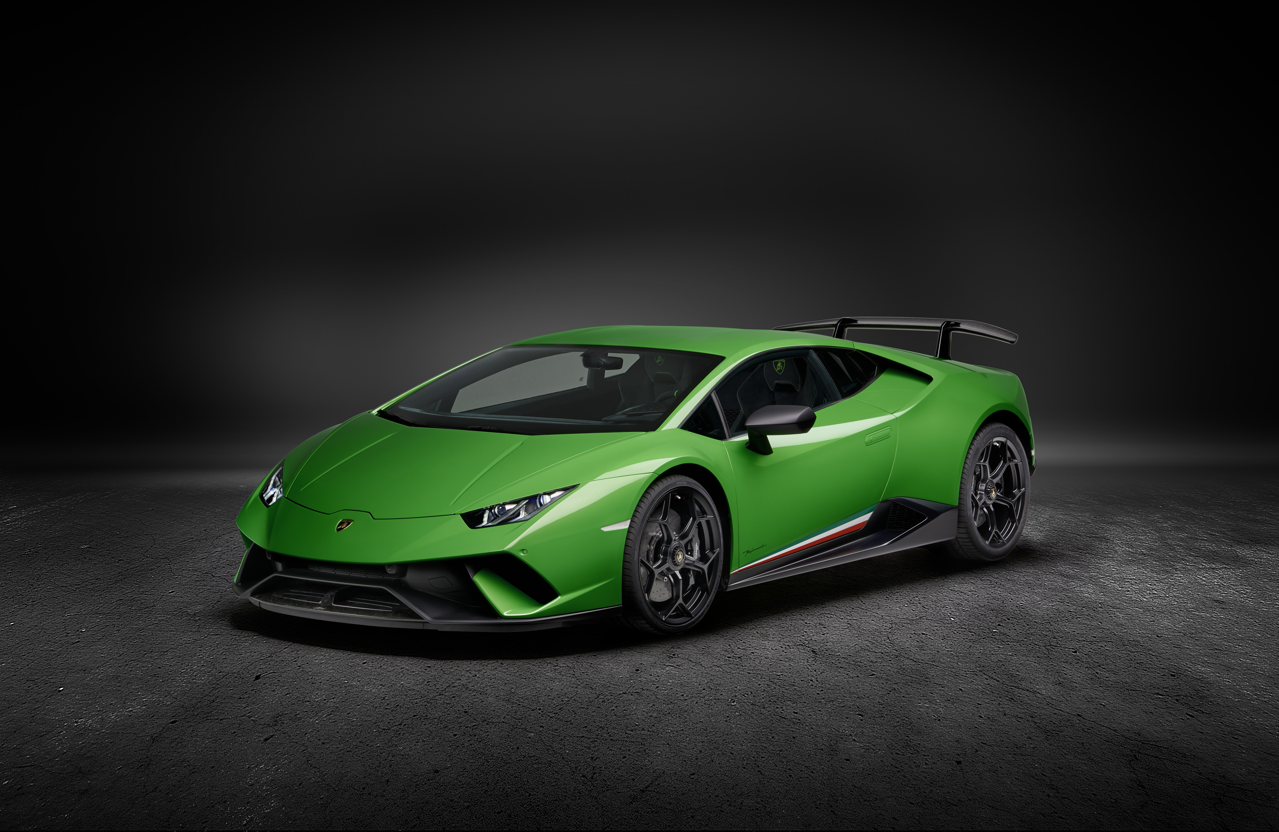Green Lamborghini Huracan Performante 4K HD Wallpaper