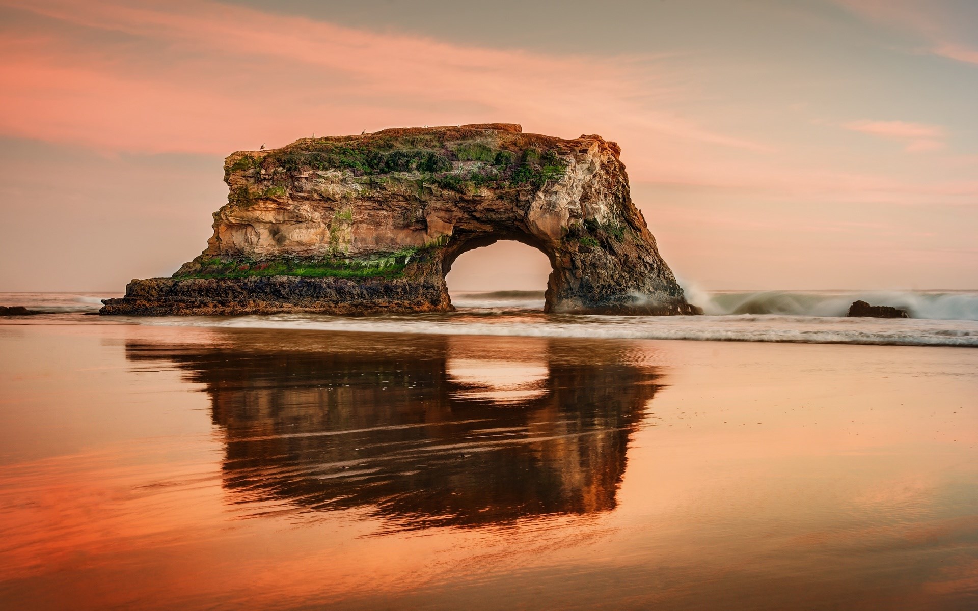Natural Bridges State Beach Arch Rock at Sunset HD Wallpaper