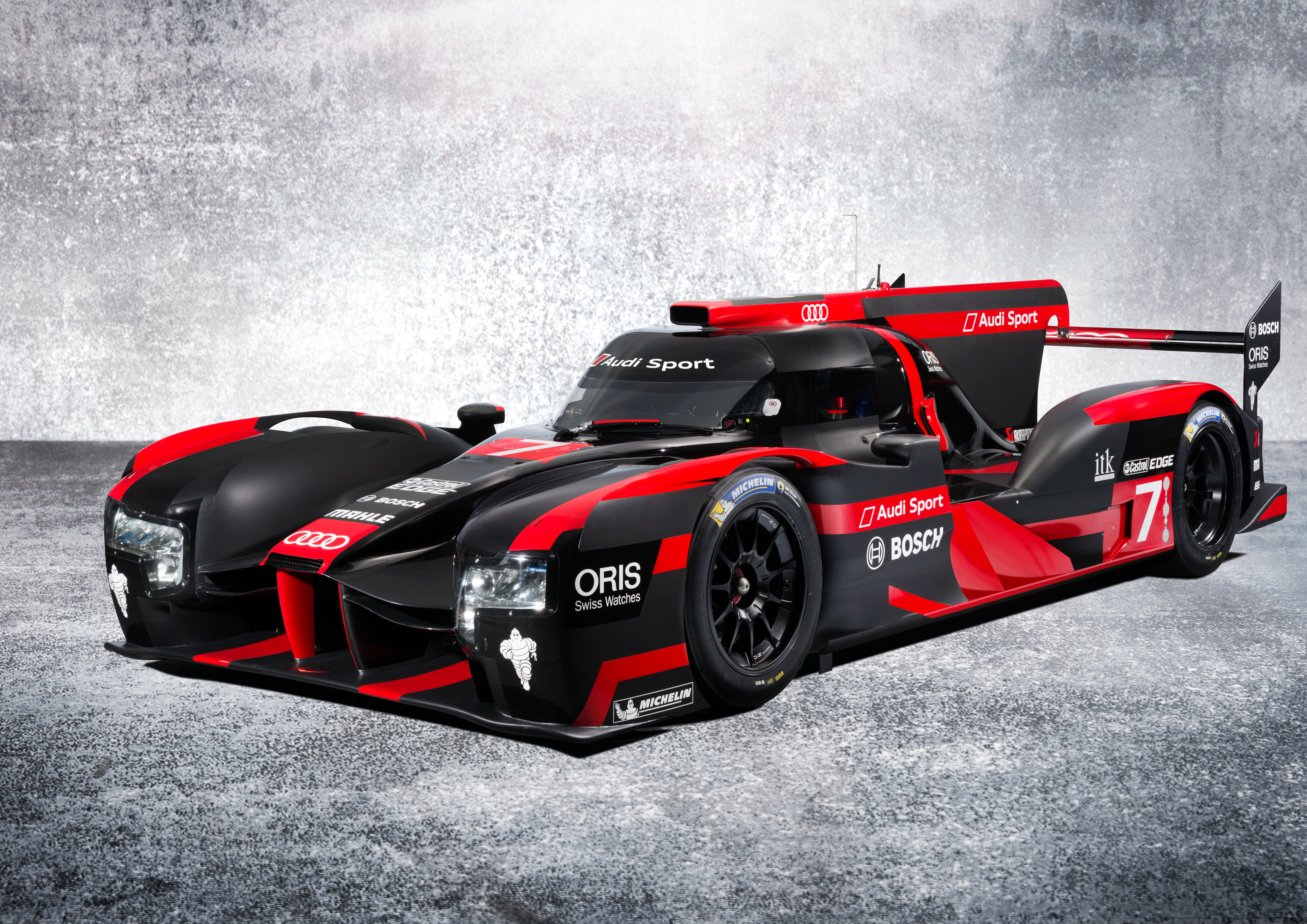 Audi R18 e-tron quattro Le Mans race car 4K HD Wallpaper