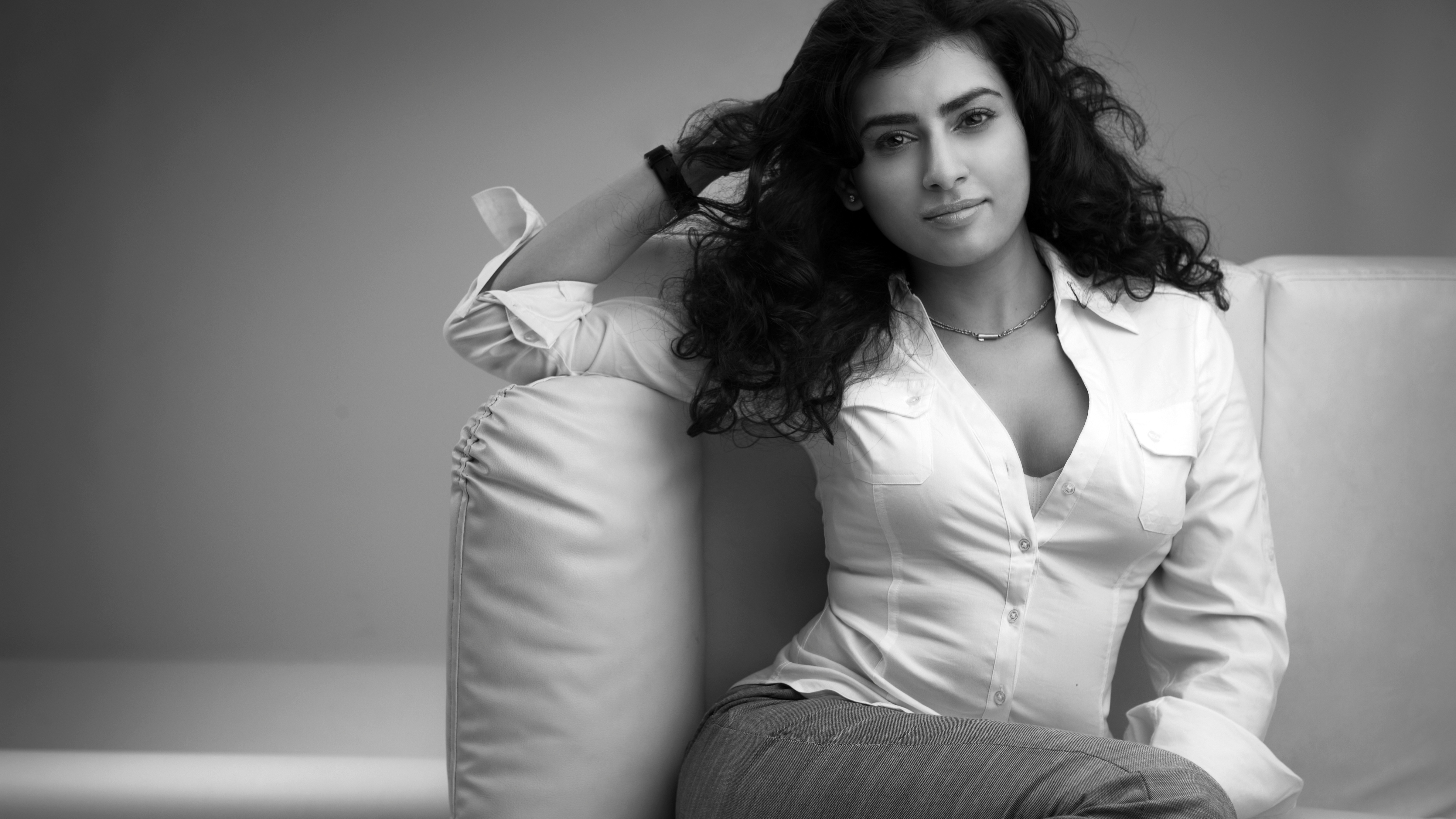 Archana Veda Sastry Actress HD Wallpaper