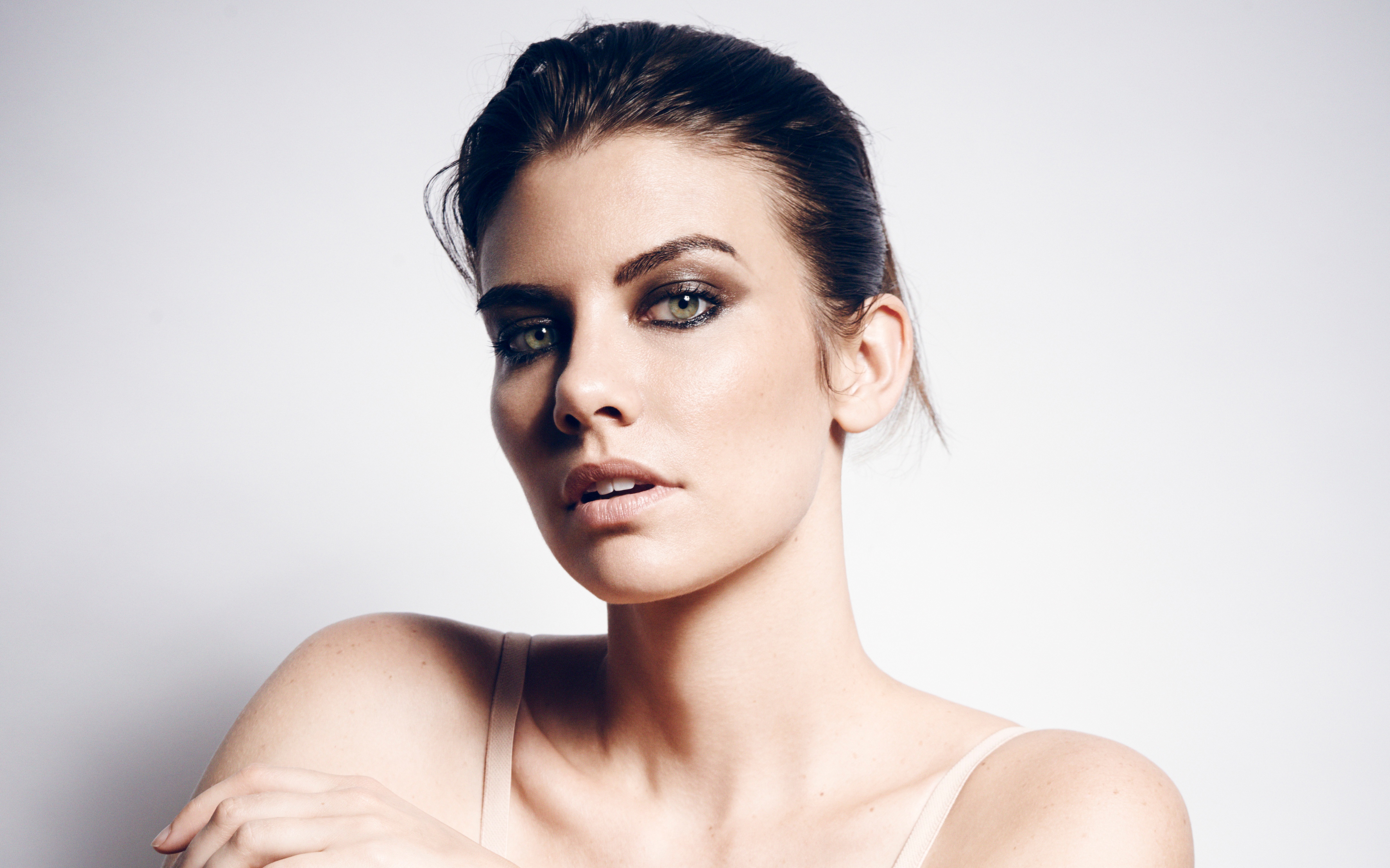 Lauren Cohan 4K HD Wallpaper