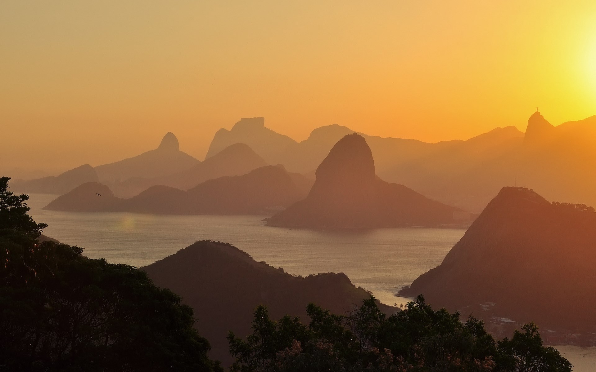 Sunset over mountains and bay with Christ the Redeemer statue HD Wallpaper