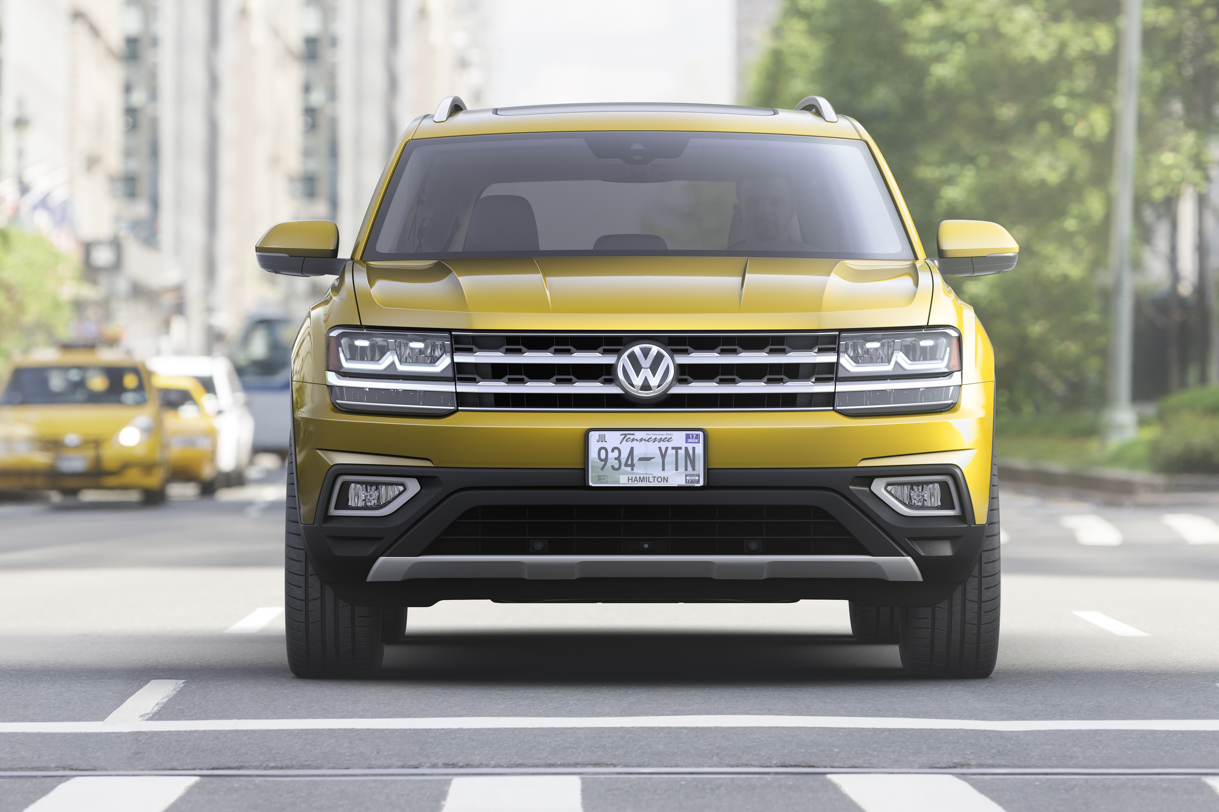 Yellow Volkswagen Atlas 4K HD Wallpaper