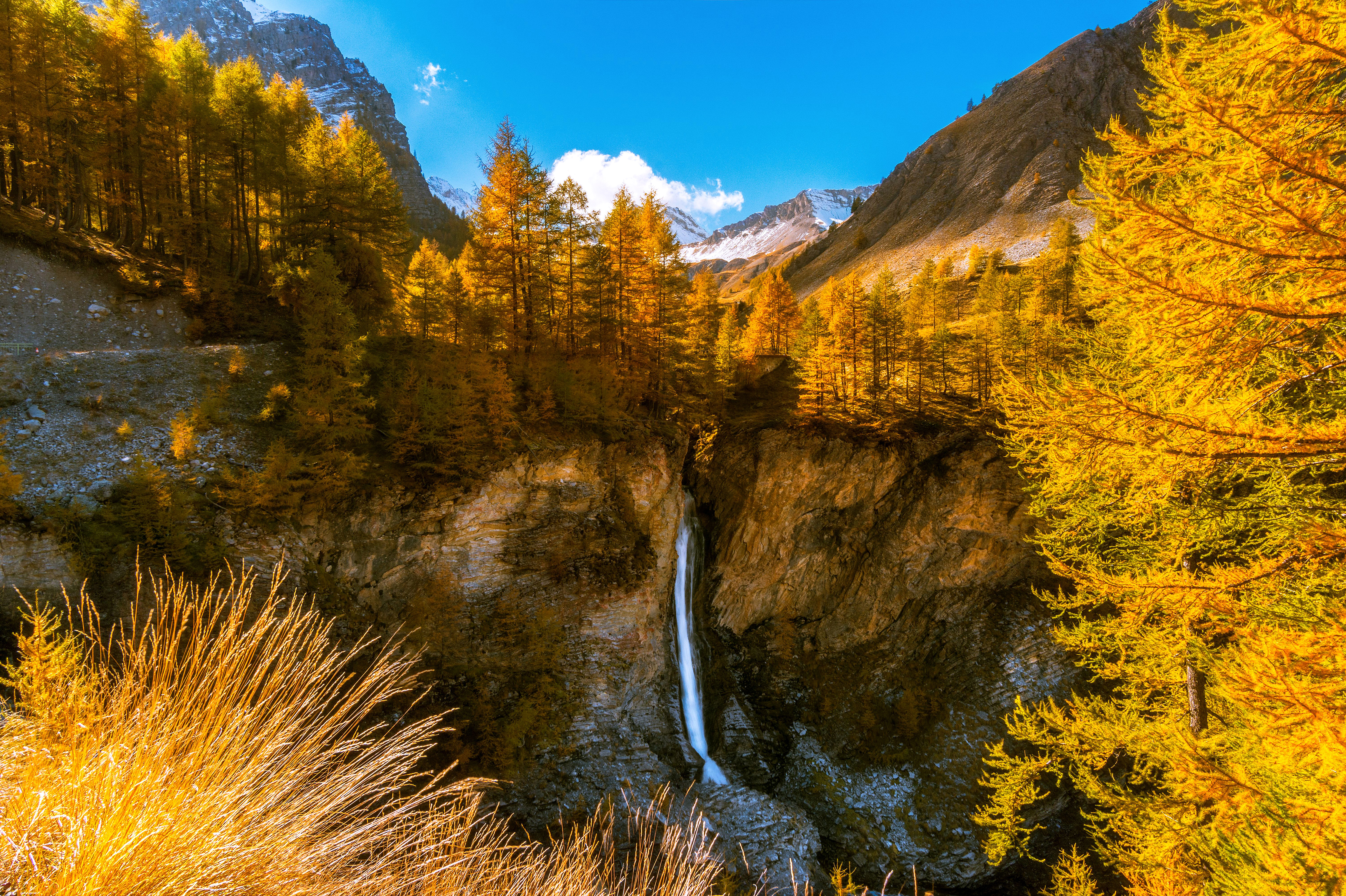 French Alps, Waterfall, Mountains, 4K HD Wallpaper