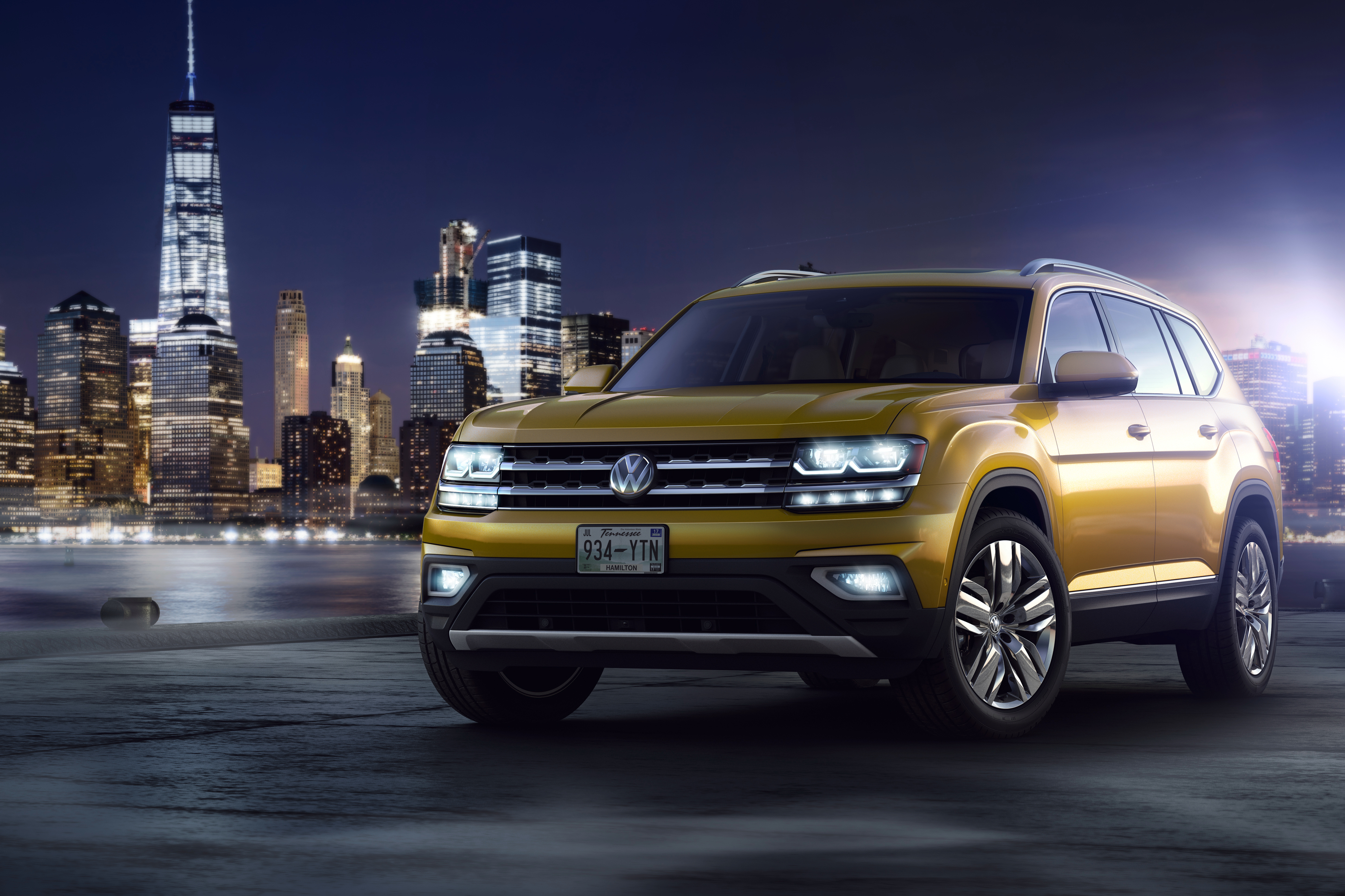 Yellow 2018 Volkswagen Atlas 4K HD Wallpaper