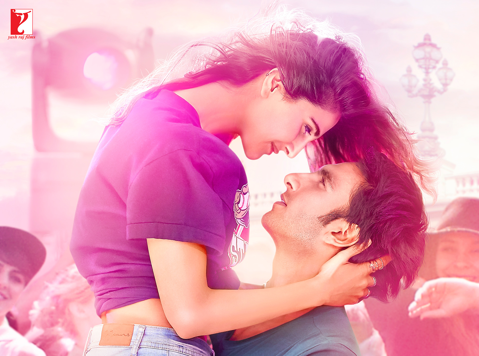 Ranveer Singh and Vaani Kapoor from Befikre HD Wallpaper