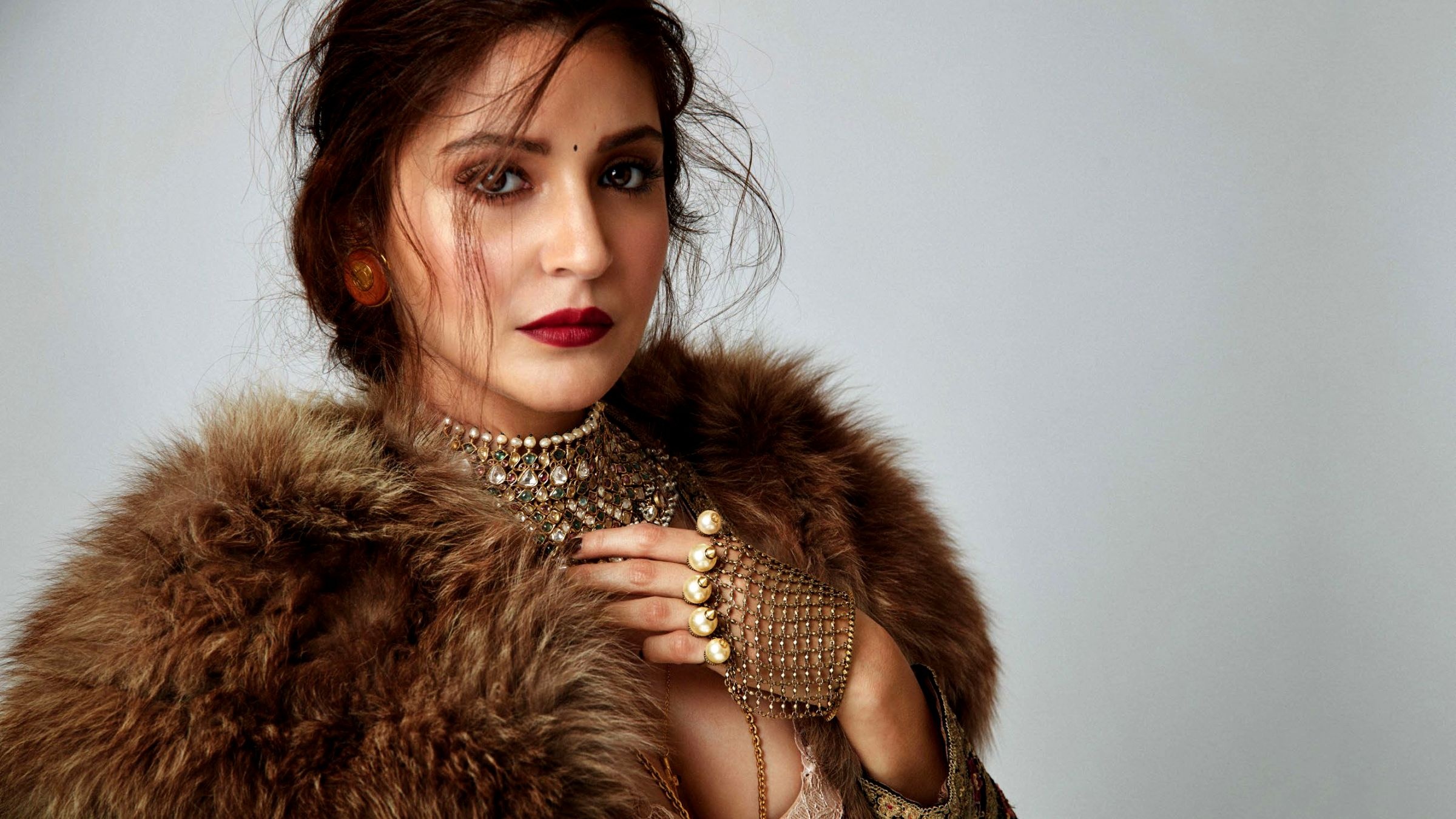 Anushka Sharma for ELLE photoshoot HD Wallpaper