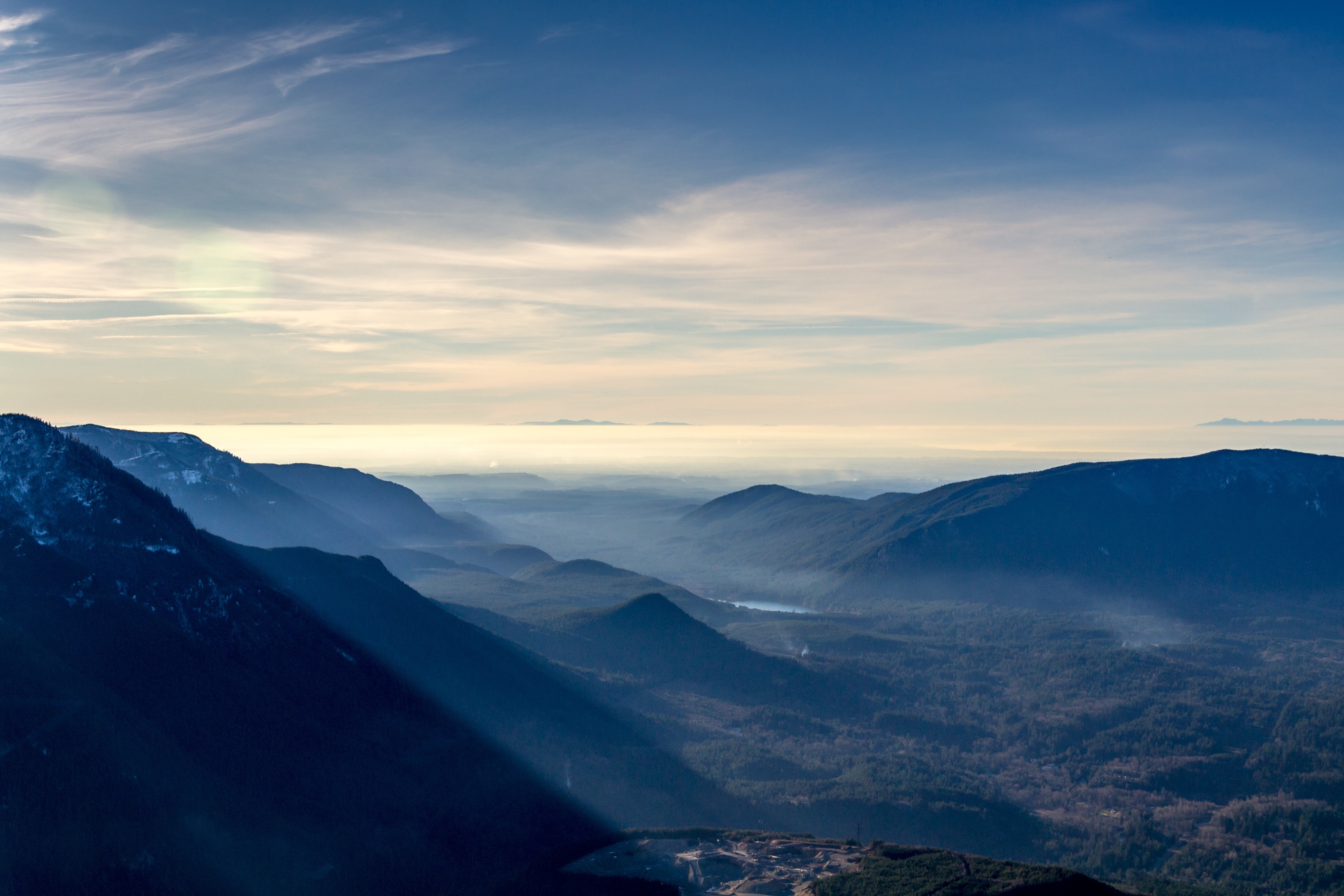 Misty Mountains Landscape HD Wallpaper