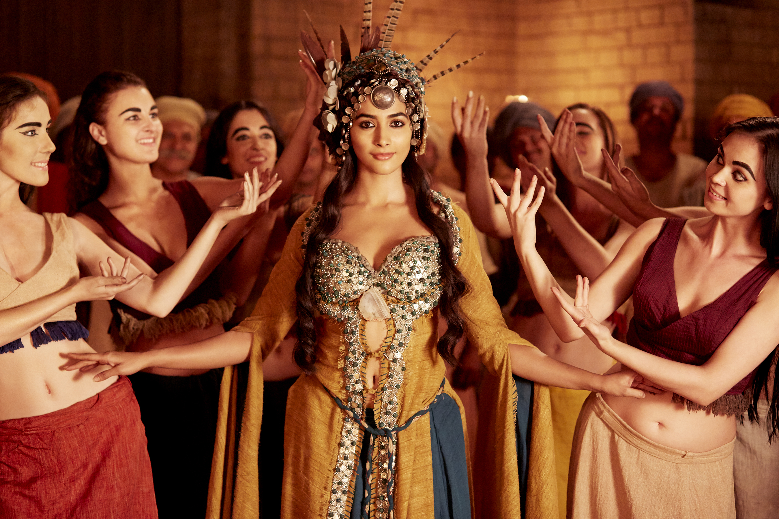 Pooja Hegde as Chaani in Mohenjo Daro HD Wallpaper