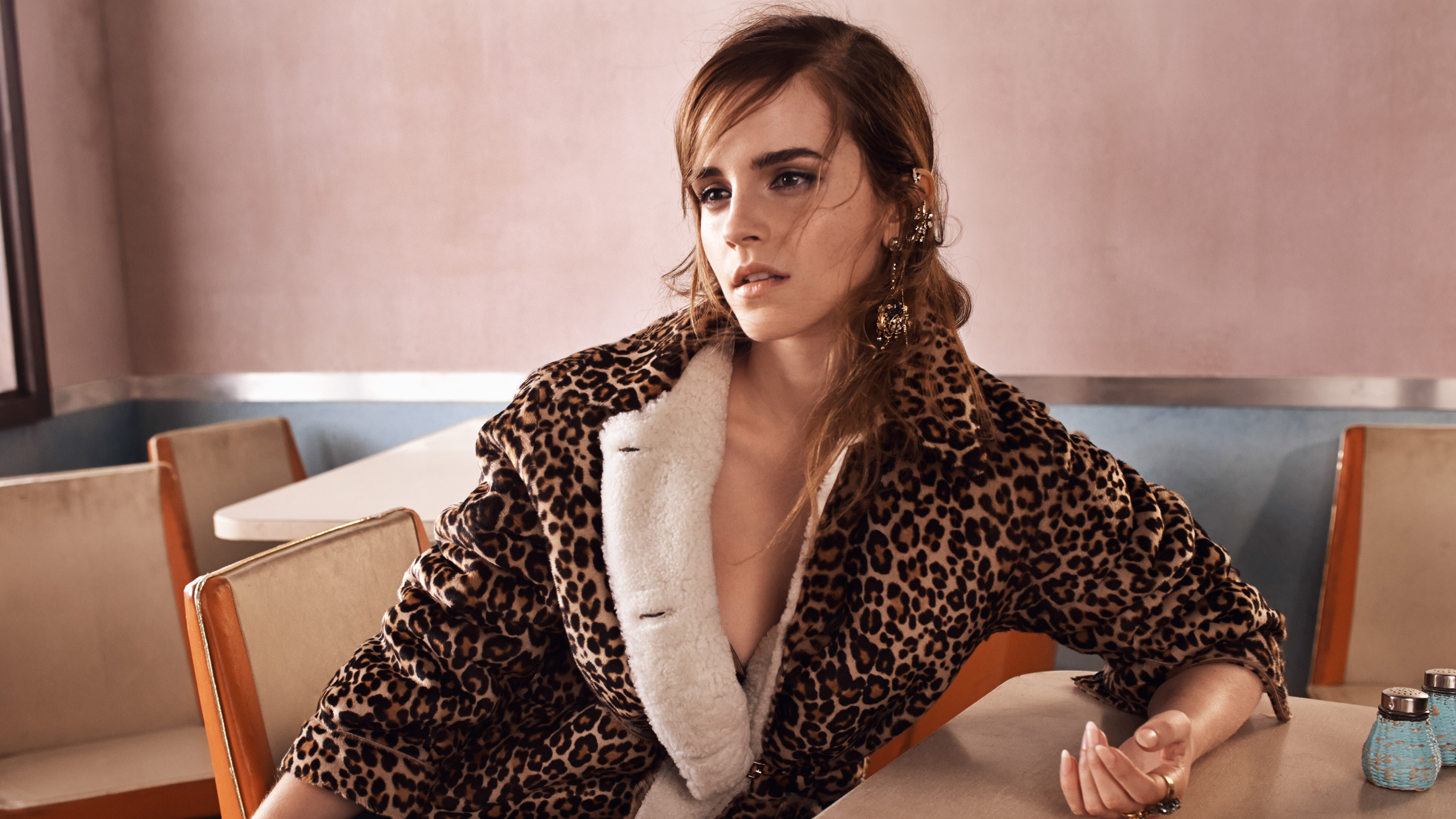 Emma Watson for Vogue UK HD Wallpaper