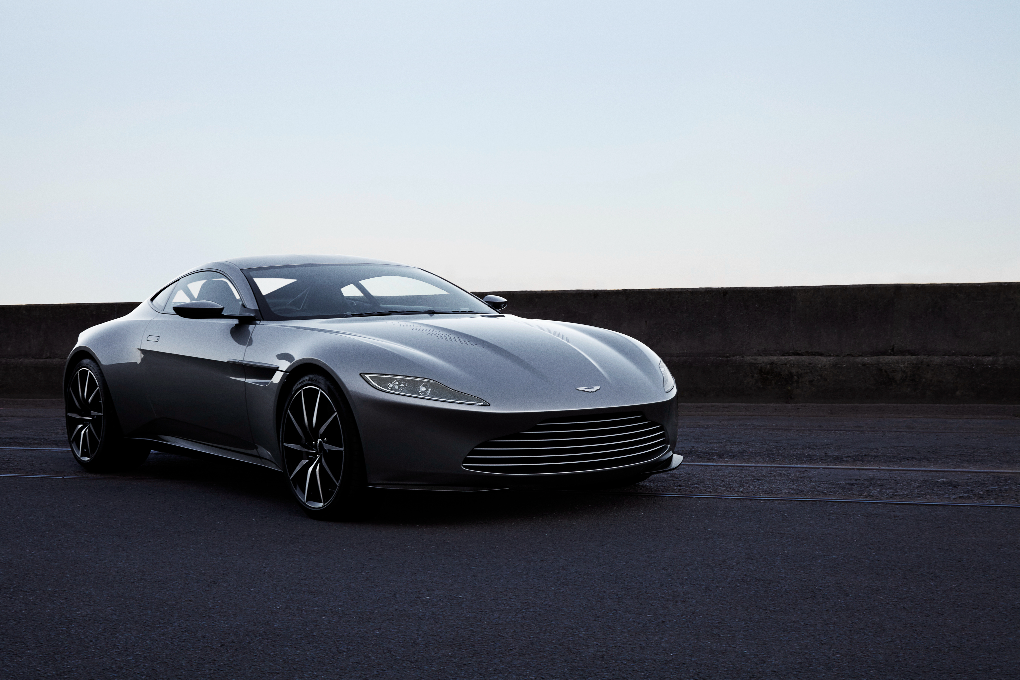 Aston Martin Vantage 4K HD Wallpaper