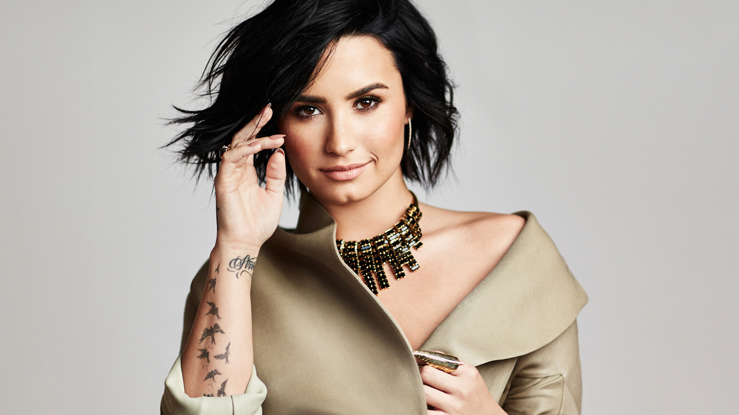 Demi Lovato in American Way Magazine 2016 HD Wallpaper