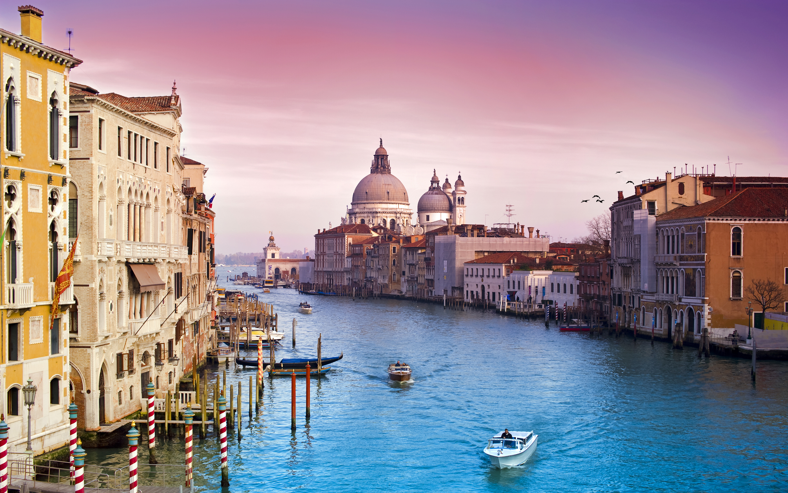 Scenic View of Venice Grand Canal at Sunset HD Wallpaper