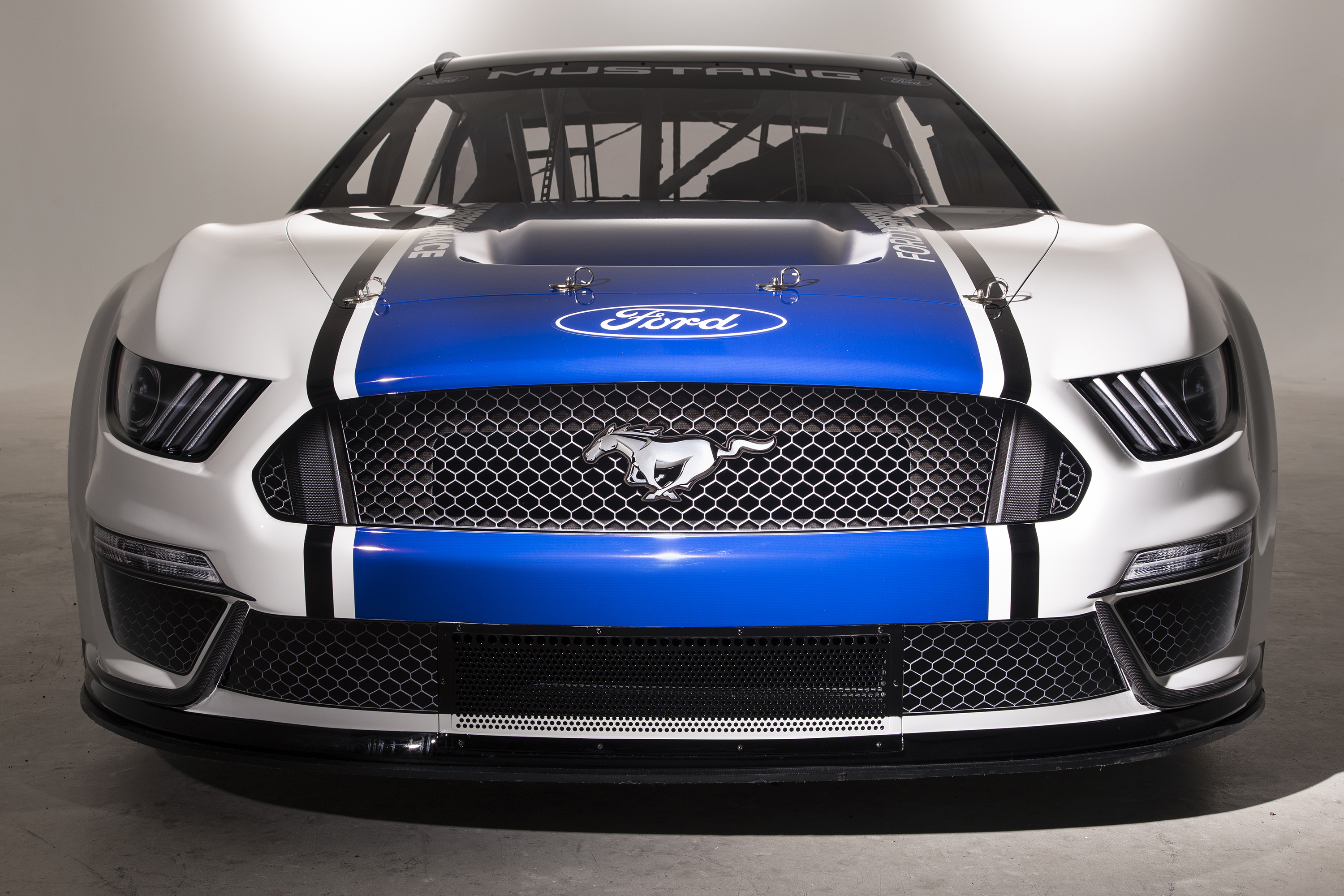 2019 Ford Mustang NASCAR Race Car HD Wallpaper