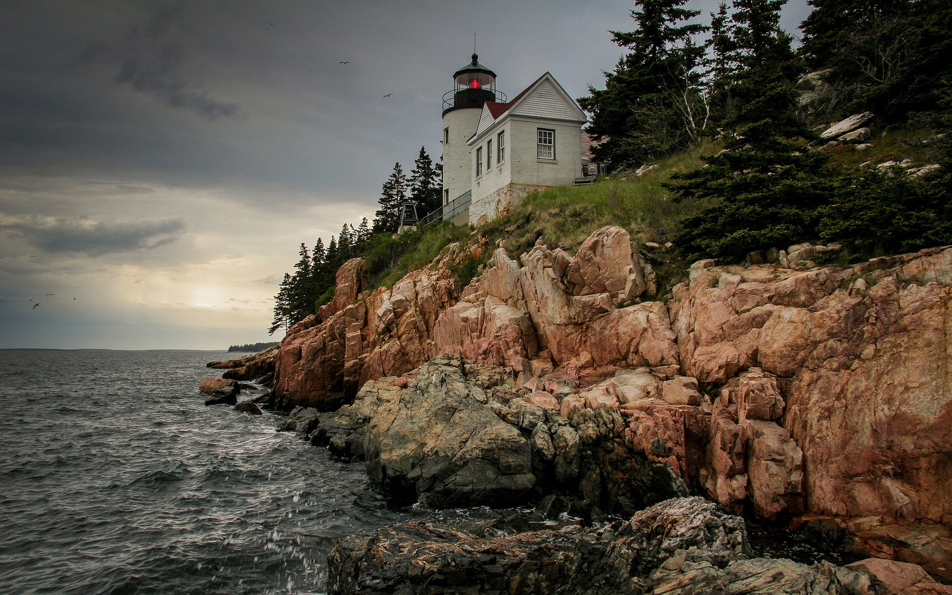 Bass Harbor Head Light Station, Maine HD Wallpaper