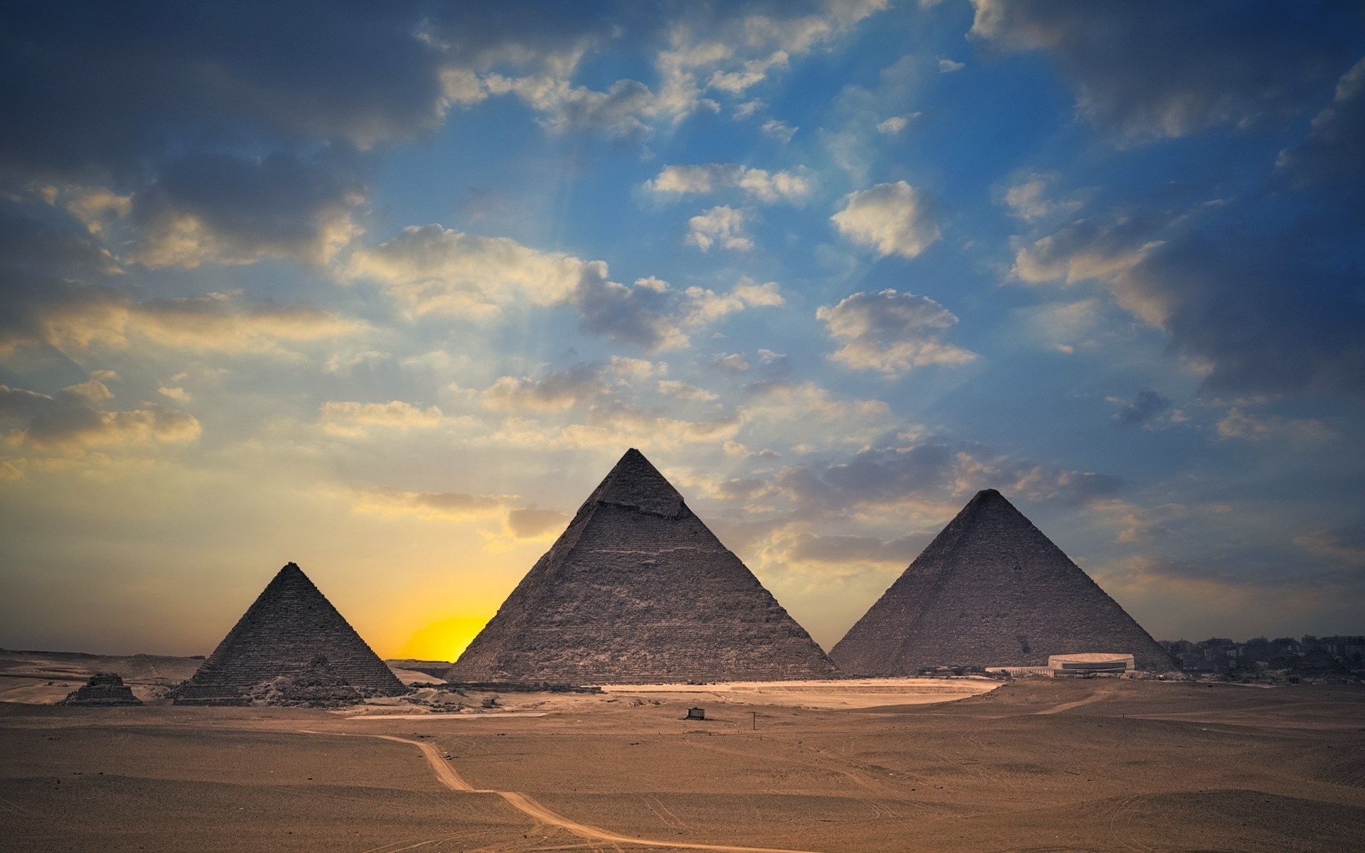 Pyramids of Giza at sunset HD Wallpaper
