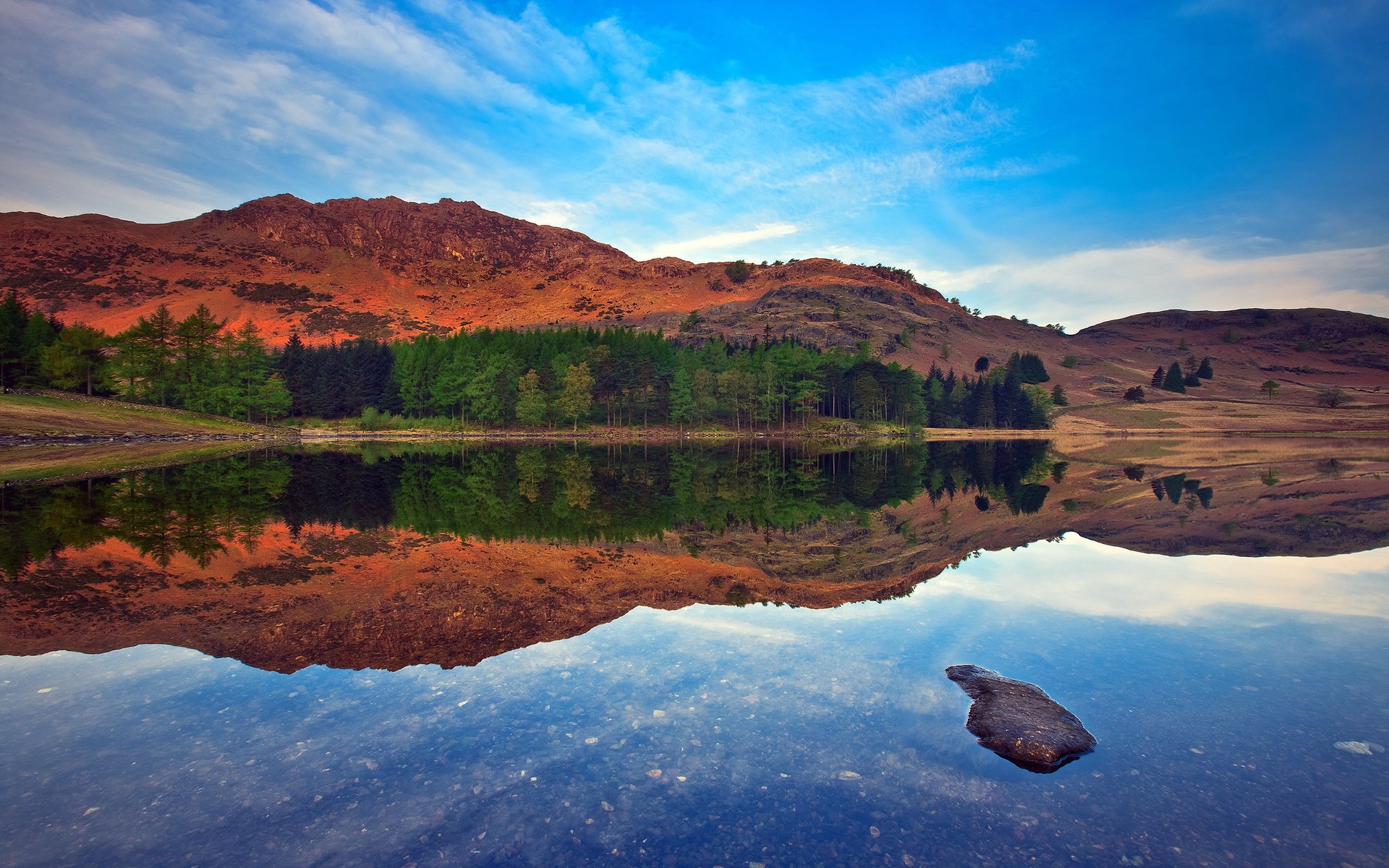 Mountain lake reflection at sunset HD Wallpaper