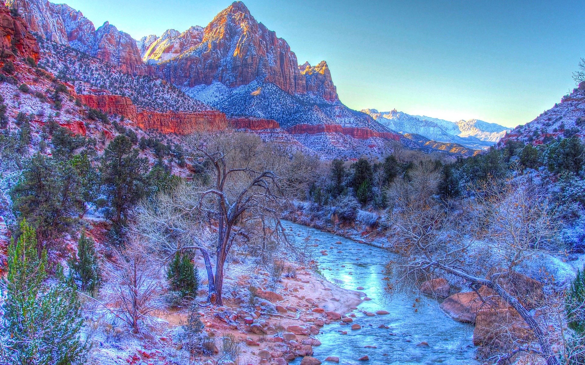 Snowy mountains and river in Zion National Park HD Wallpaper