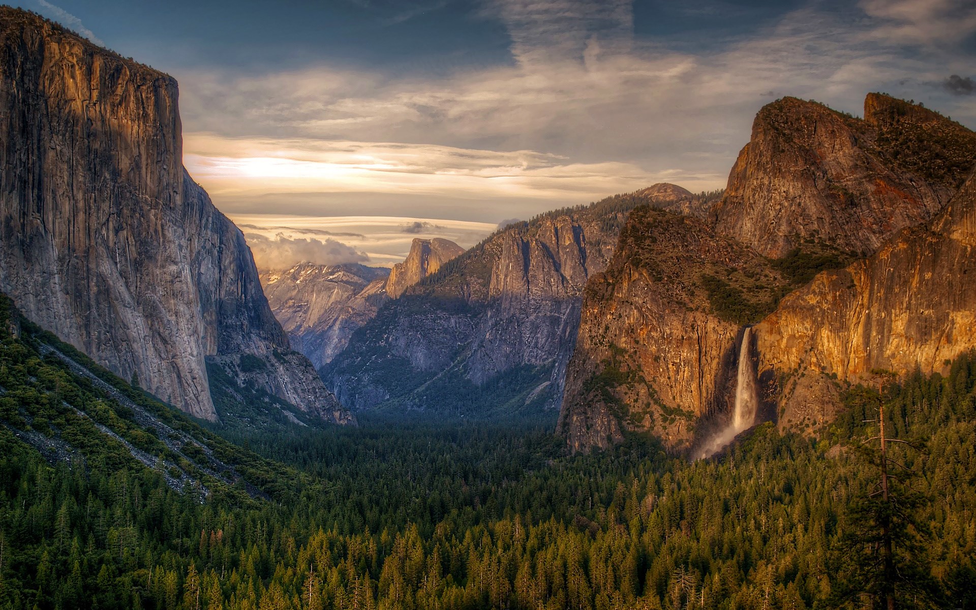 Yosemite Valley with El Capitan and Bridalveil Fall HD Wallpaper