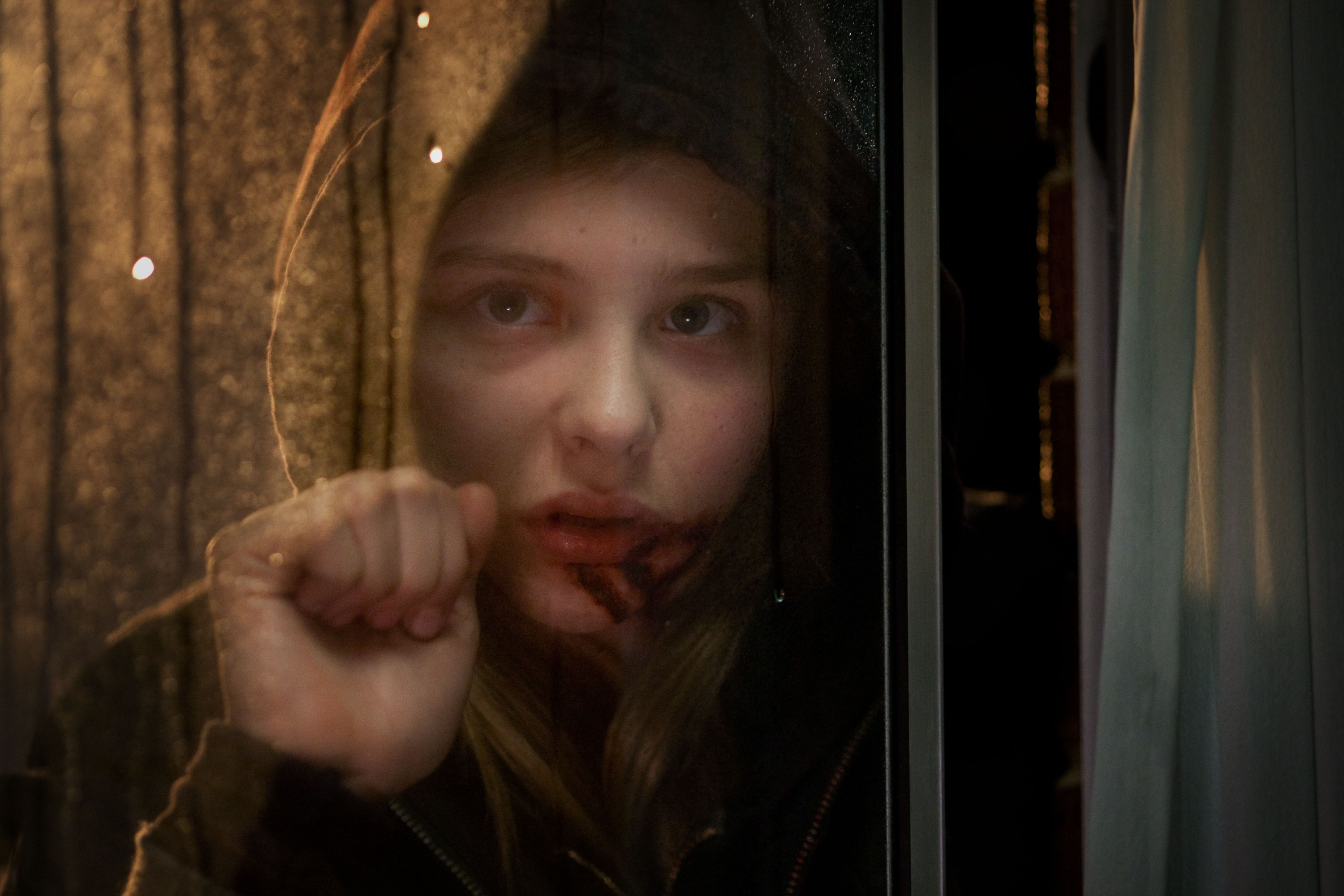 Chloe Grace Moretz HD Wallpaper